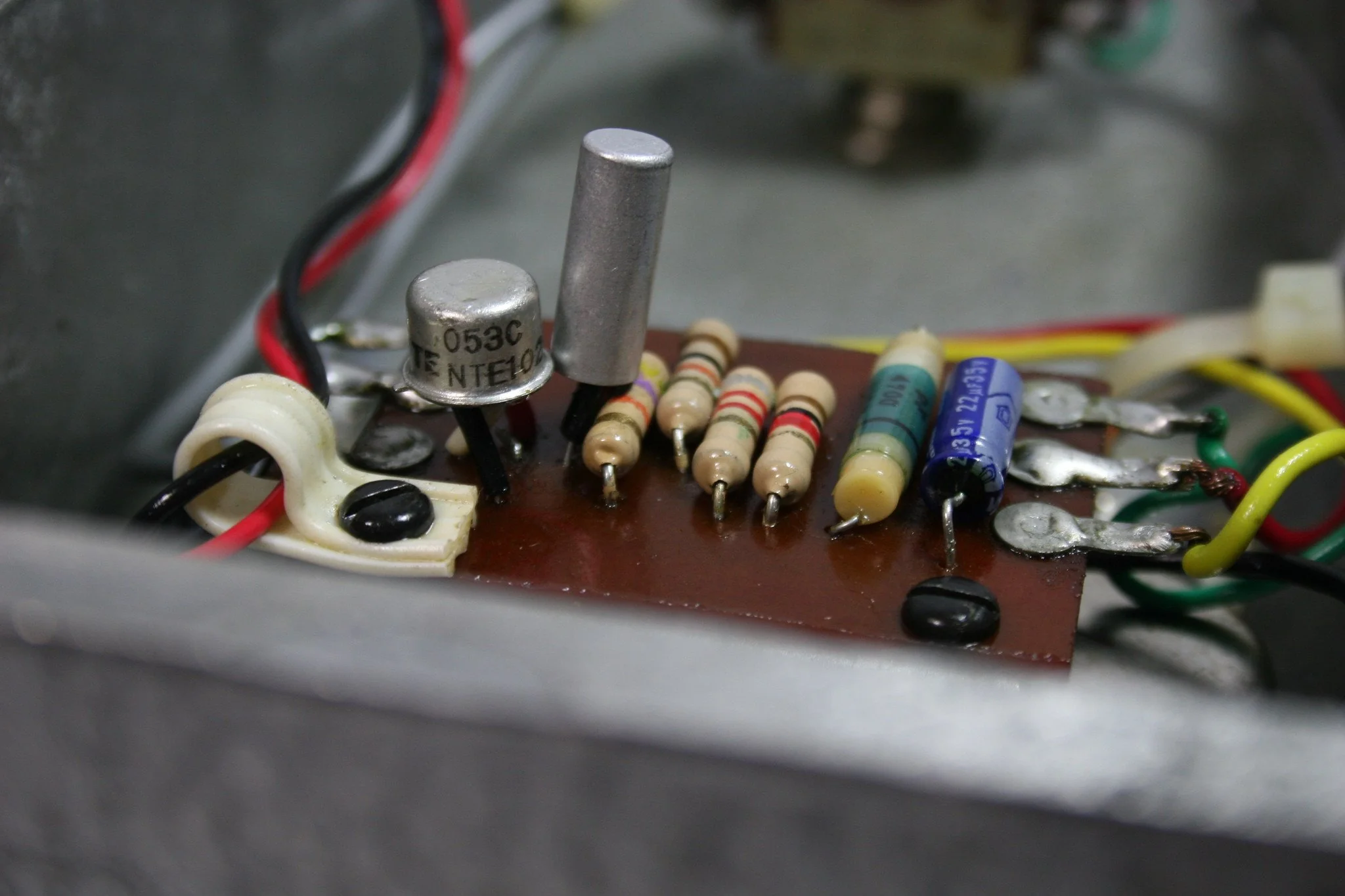 VOX TONE BENDER FUZZ V-828 - Image 11