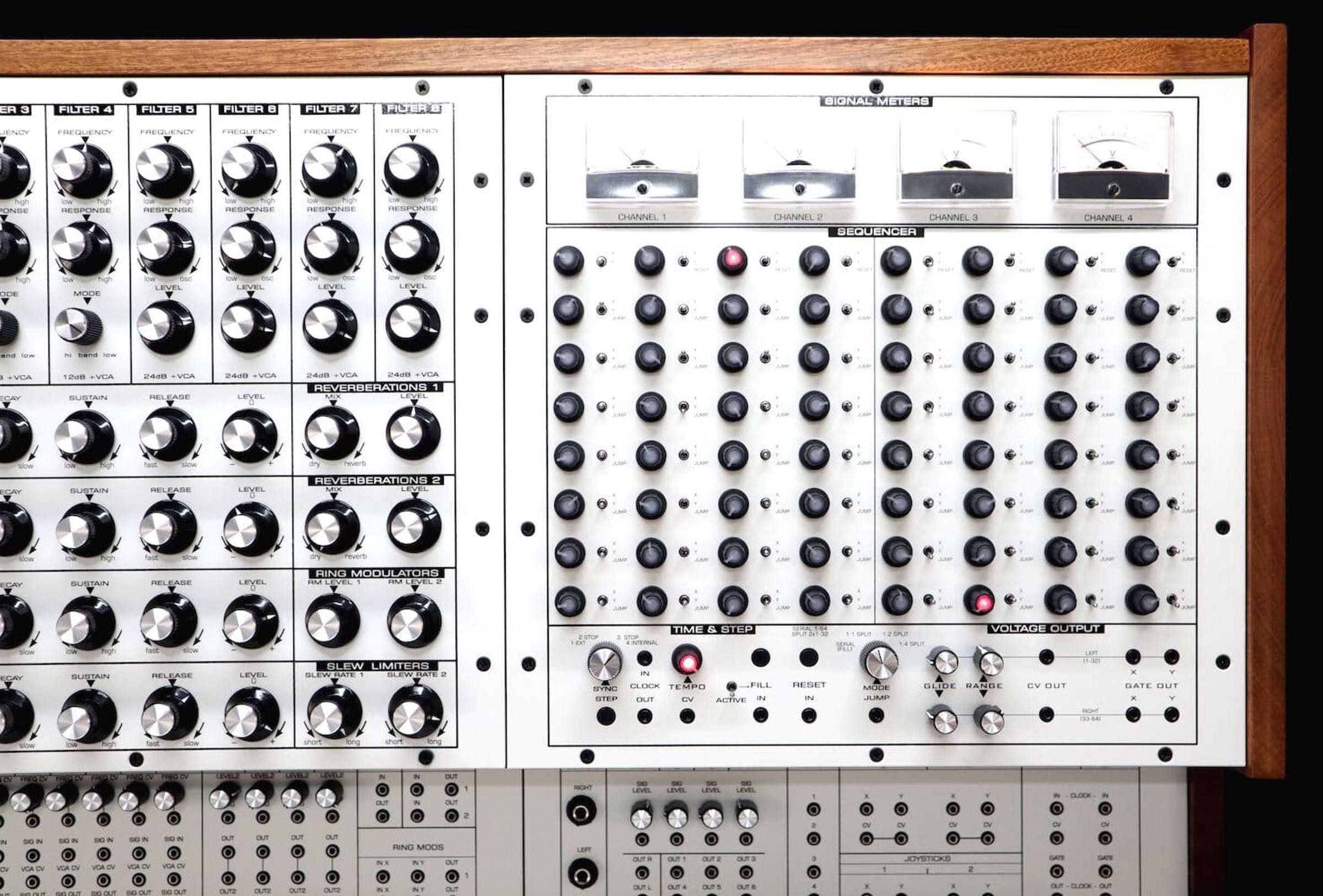 Analogue Solutions Colossus - Image 4