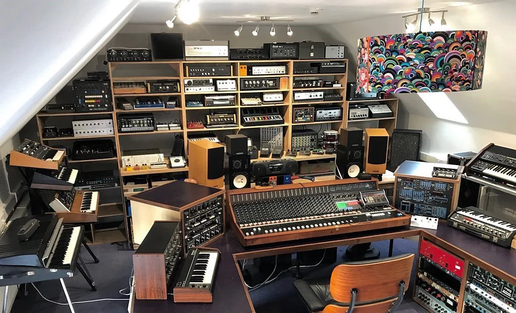 Chilton QM3 - 24-8-2 Mixing console - ex-BBC - Image 11