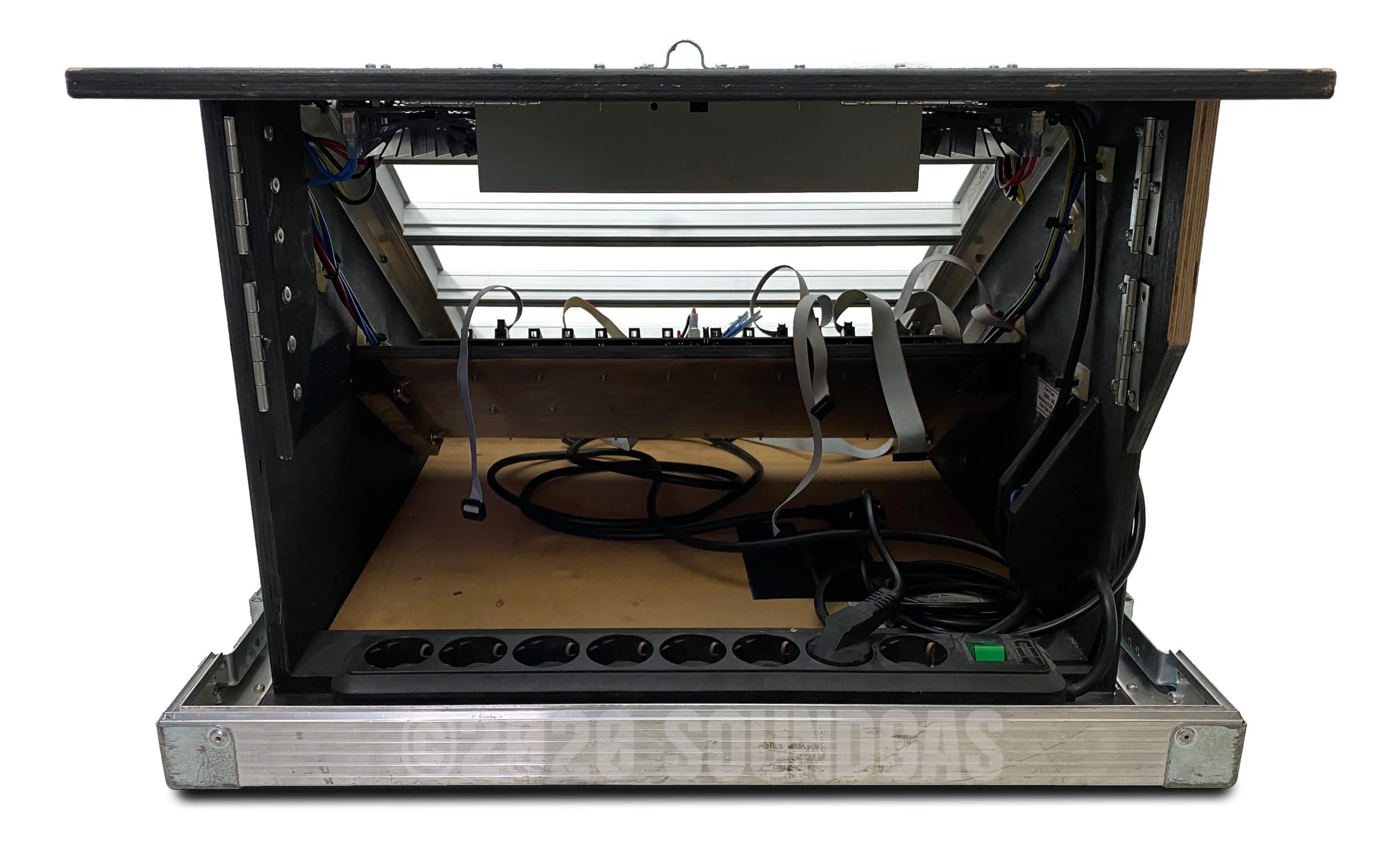 Eurorack Modular Synth Case (Schneidersladen) - Image 6