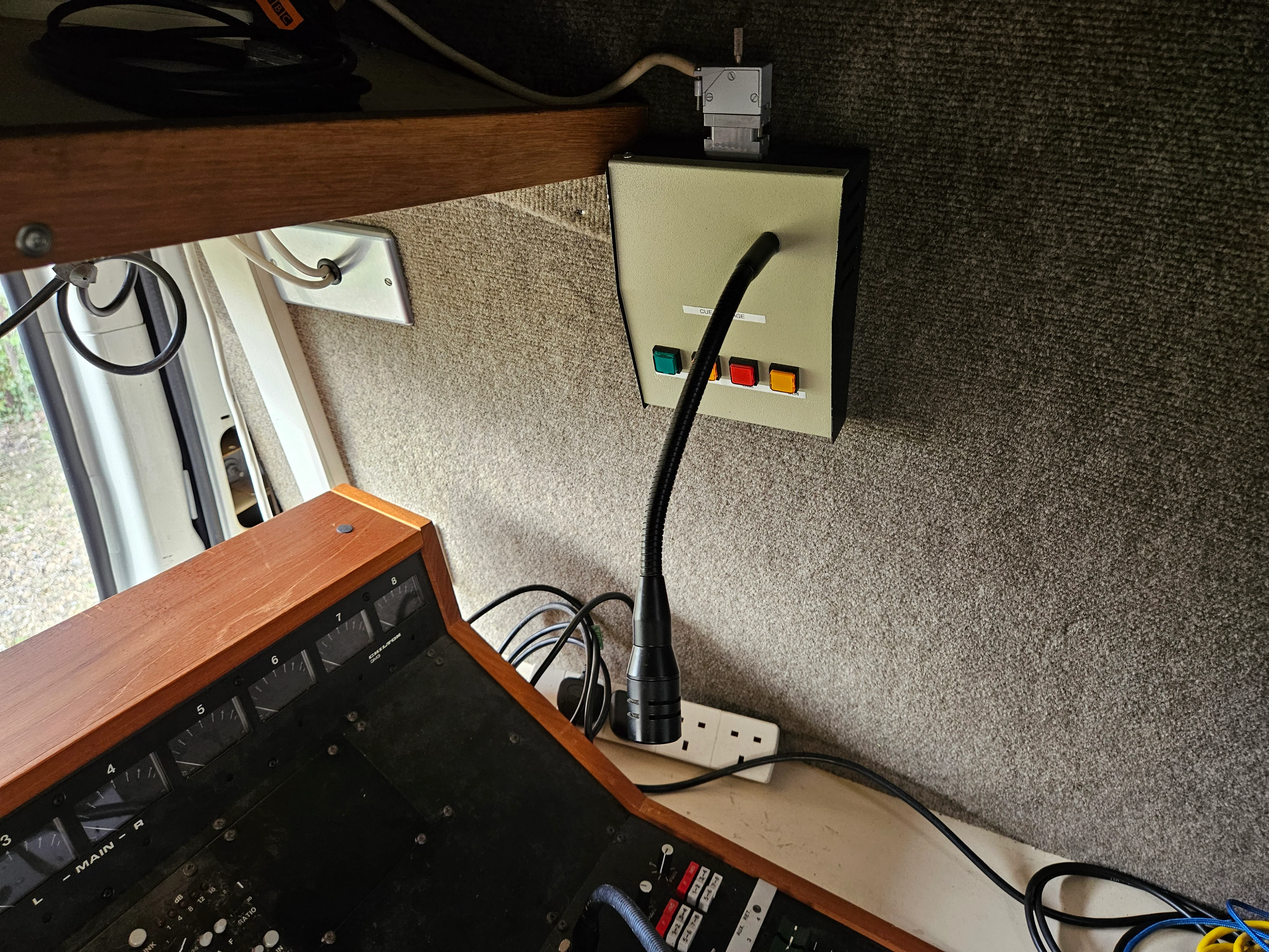 Ex BBC Ford Transit 88 Outside Broadcast / Mobile Studio - Image 10