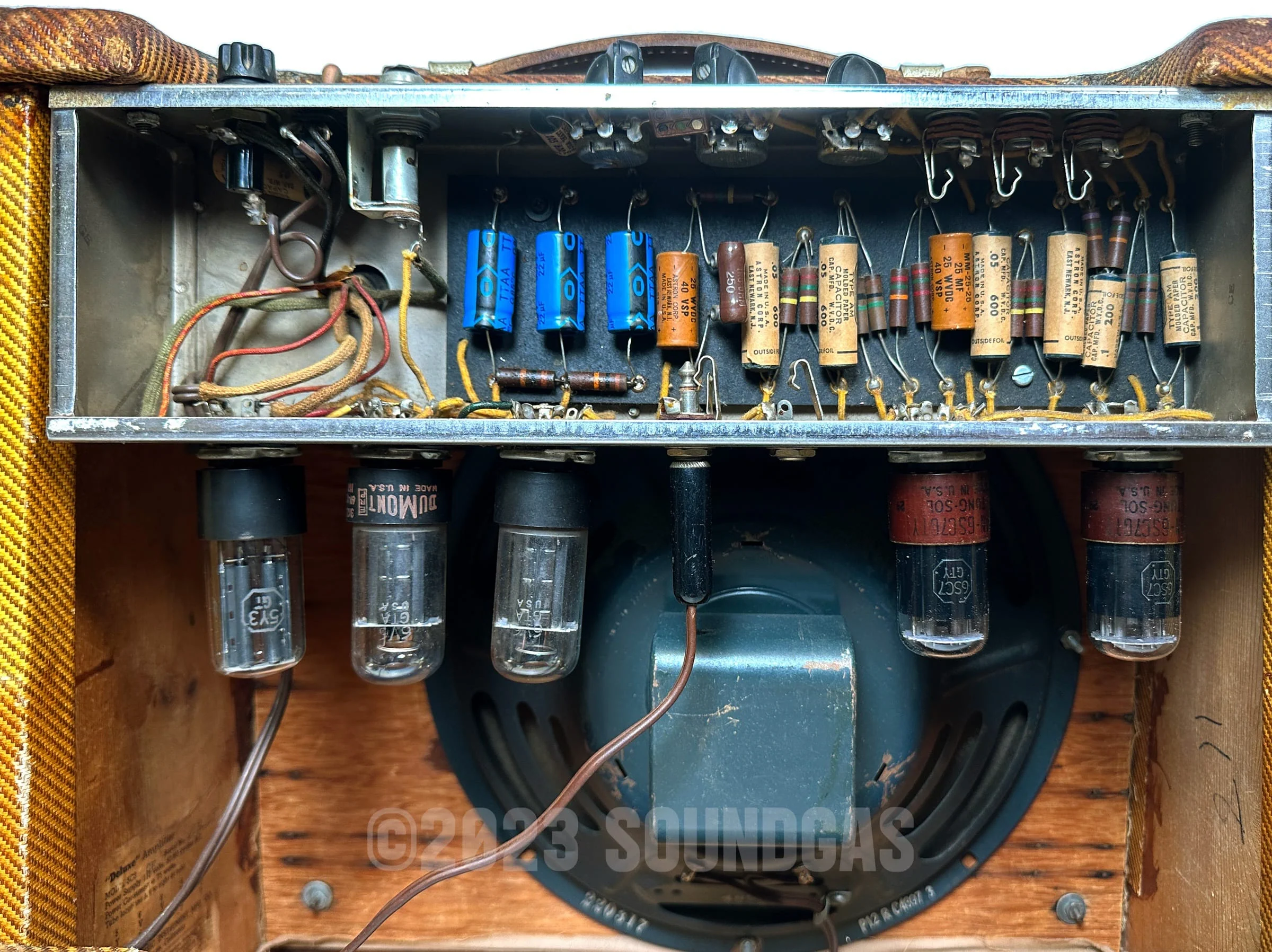 Fender Deluxe 5B3 Tweed Wide Panel (1953) - Image 10
