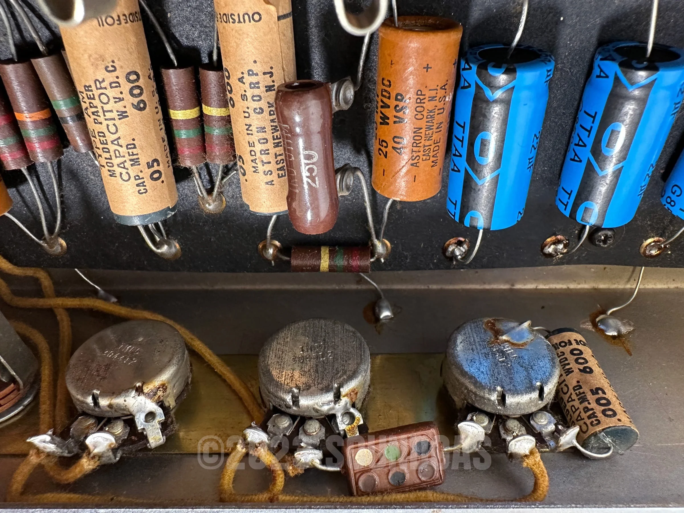 Fender Deluxe 5B3 Tweed Wide Panel (1953) - Image 17