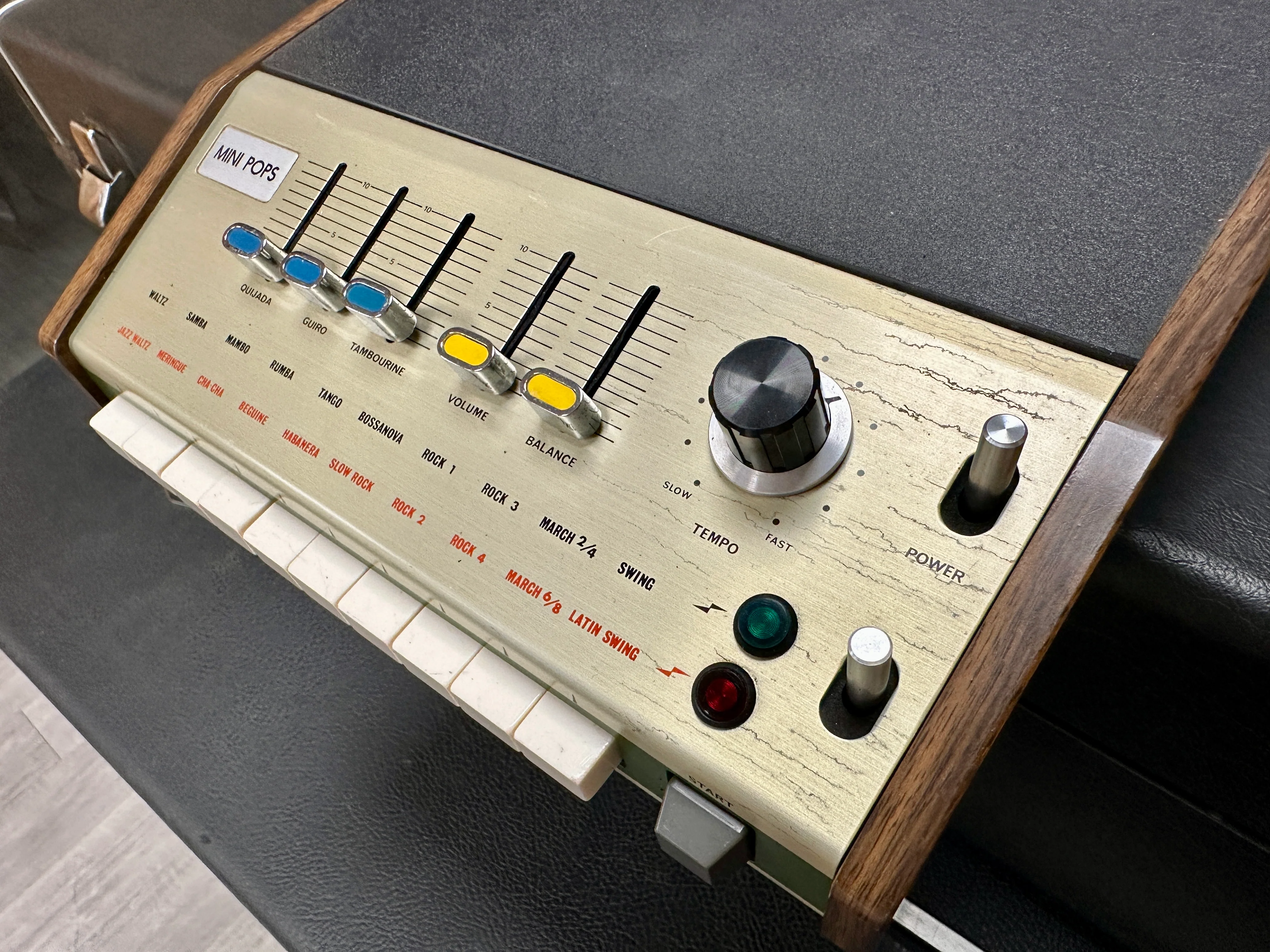 Keio Minipops MP-7 - SN 61511 - Image 4
