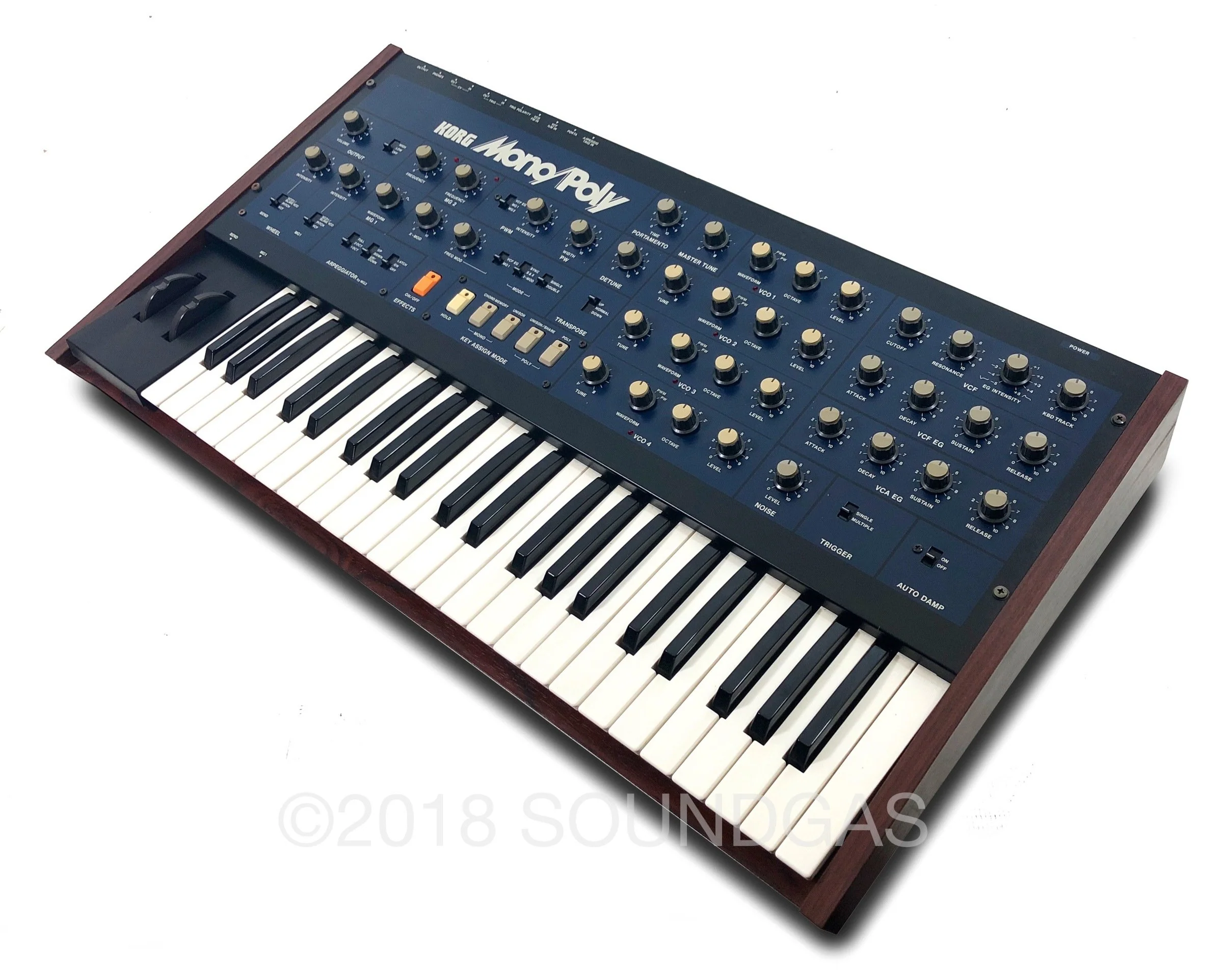 Korg Mono/Poly MP-4 & Original Carry Bag - Image 3