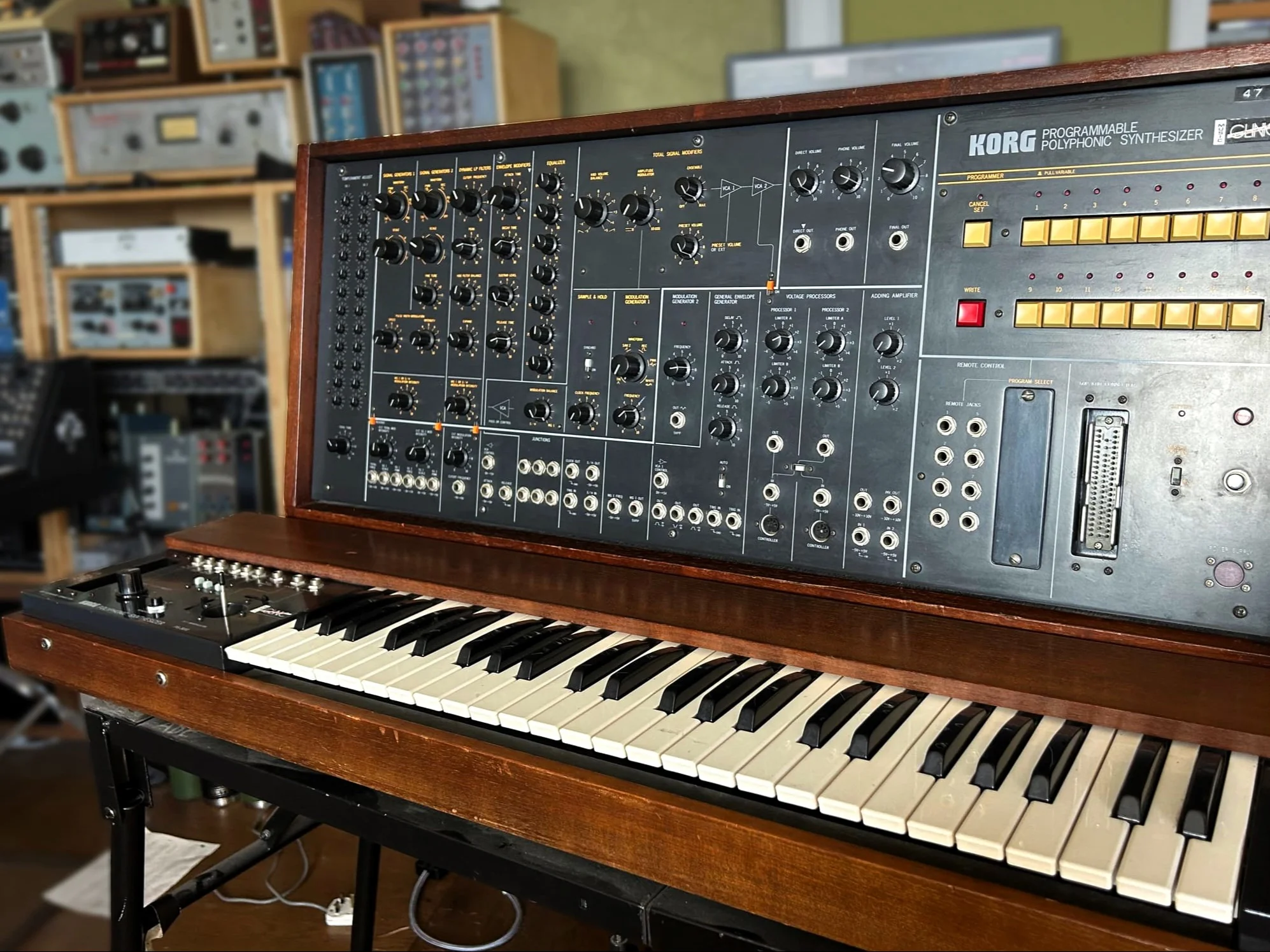 Korg PS-3200 & PS-3010 - Image 6