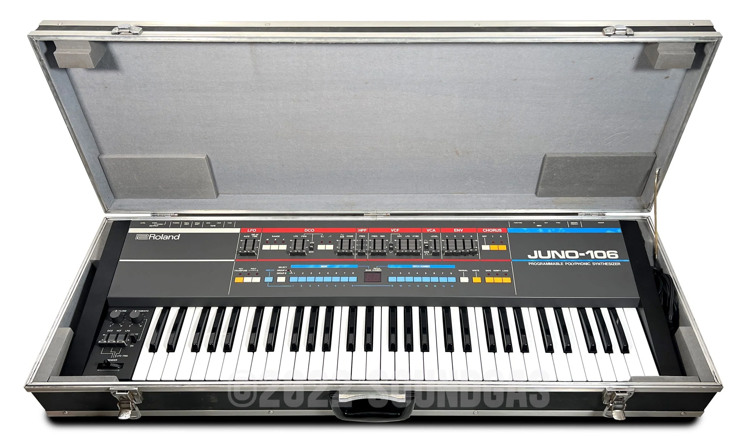 Roland Juno-106 - Image 15