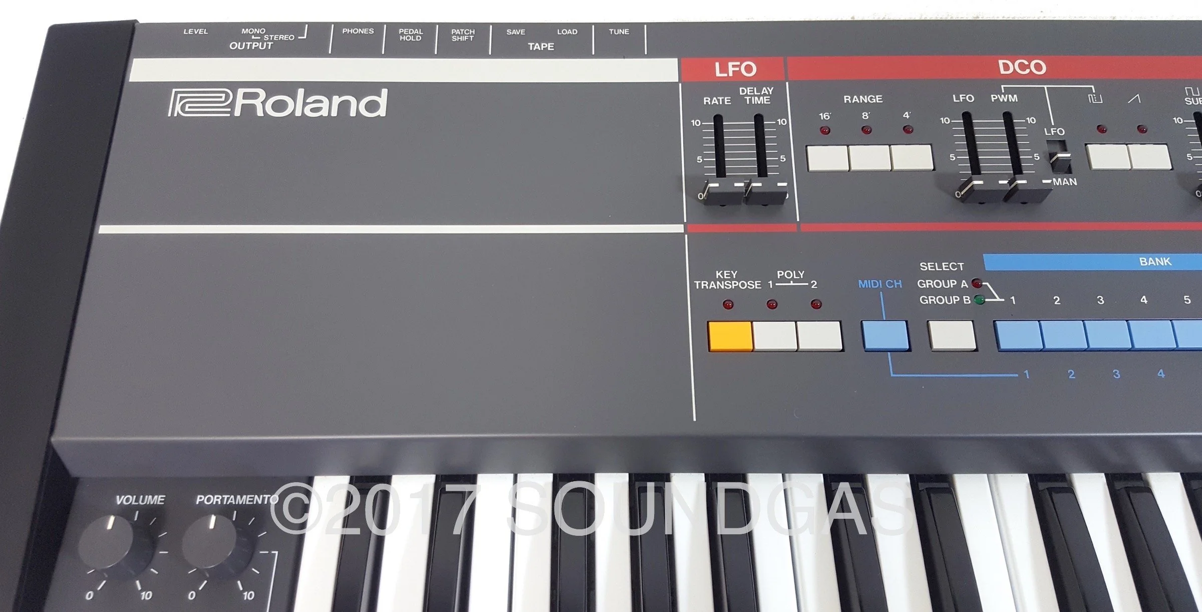 Roland Juno-106 - Image 9