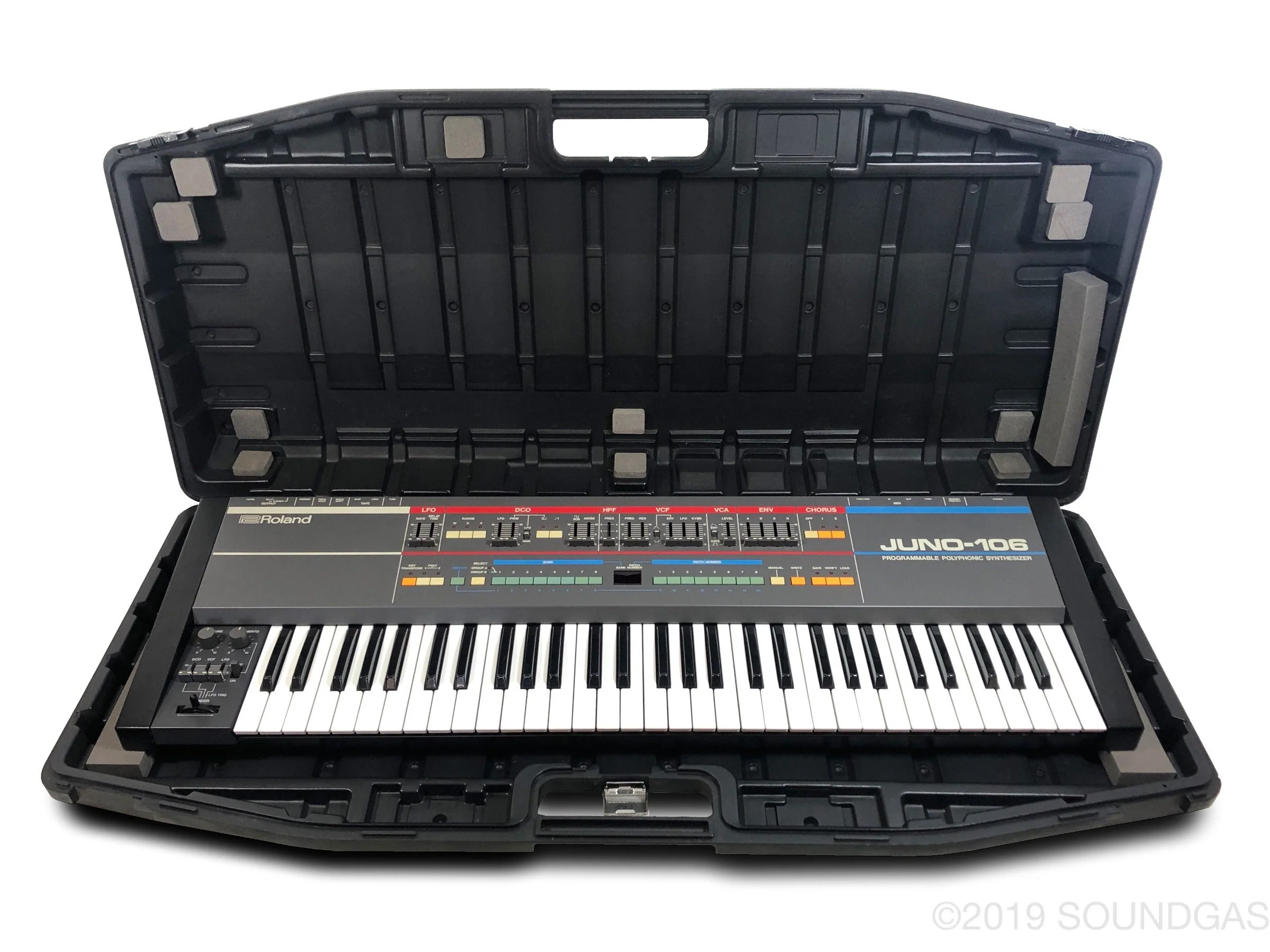 Roland Juno-106 + Hard Case - Image 12