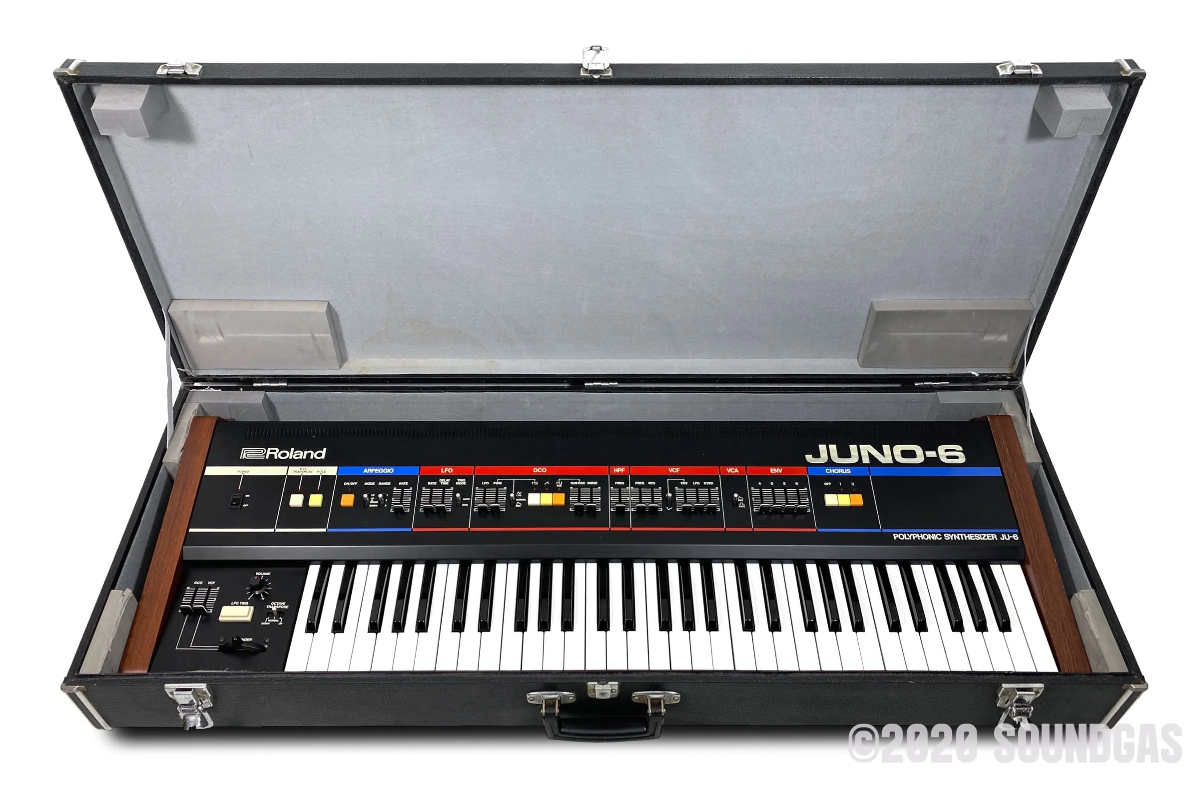 Roland Juno-6 - Image 15