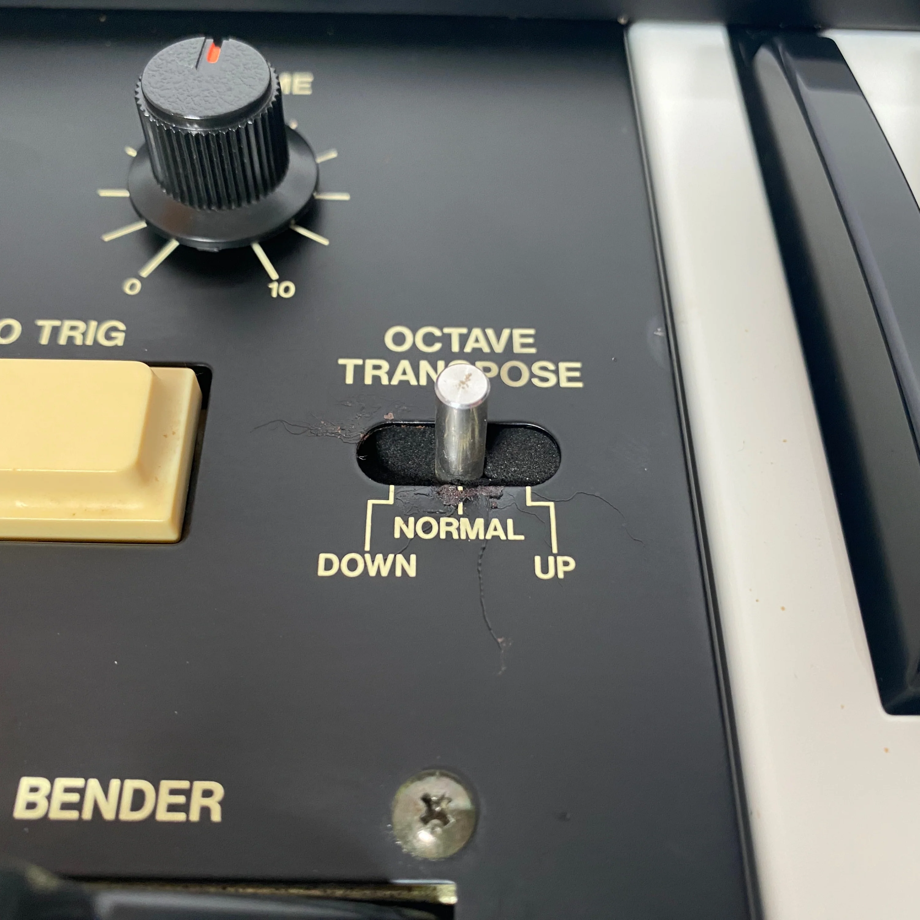Roland Juno-60 for sale - sn289005 - Image 8