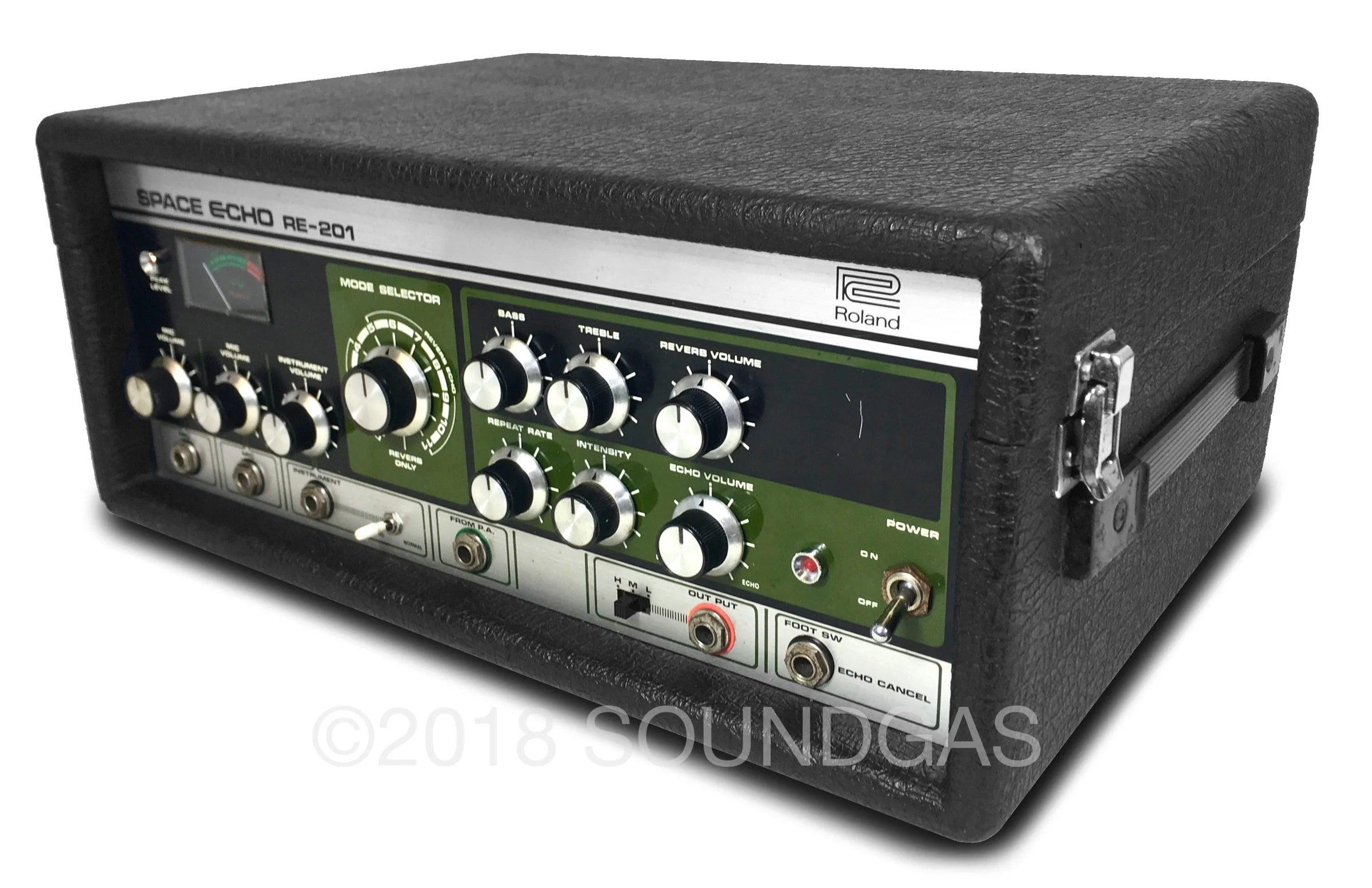 Roland RE-201 Space Echo - 240v - Image 3