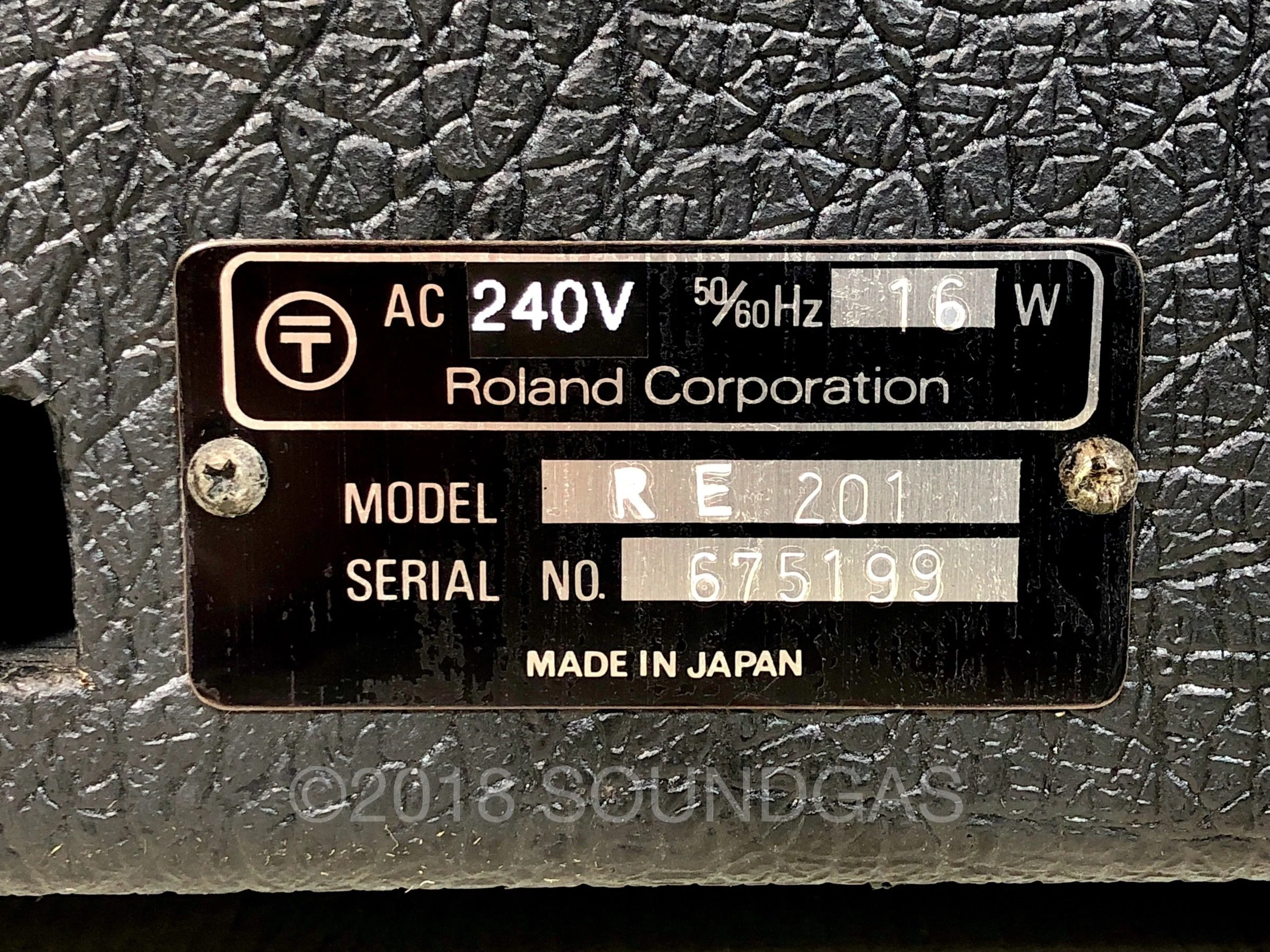 Roland RE-201 Space Echo 240v - Image 6