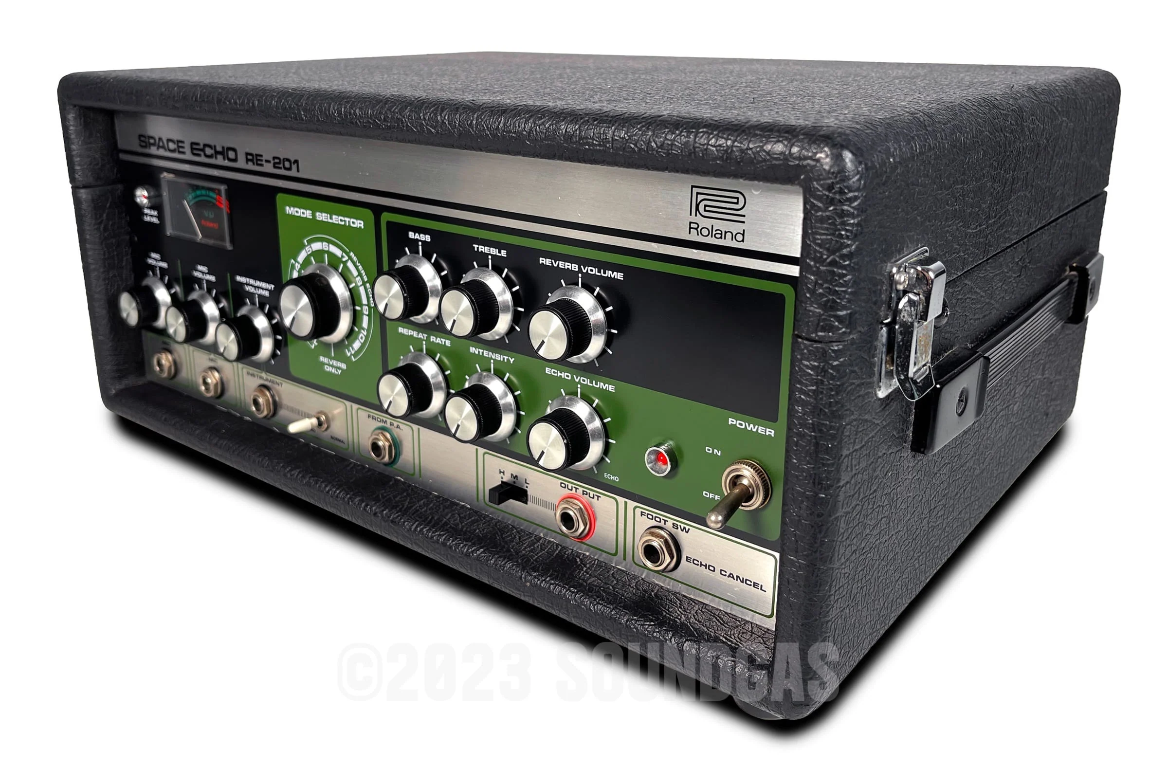Roland RE-201 Space Echo, Early Preamp Mod - Image 4