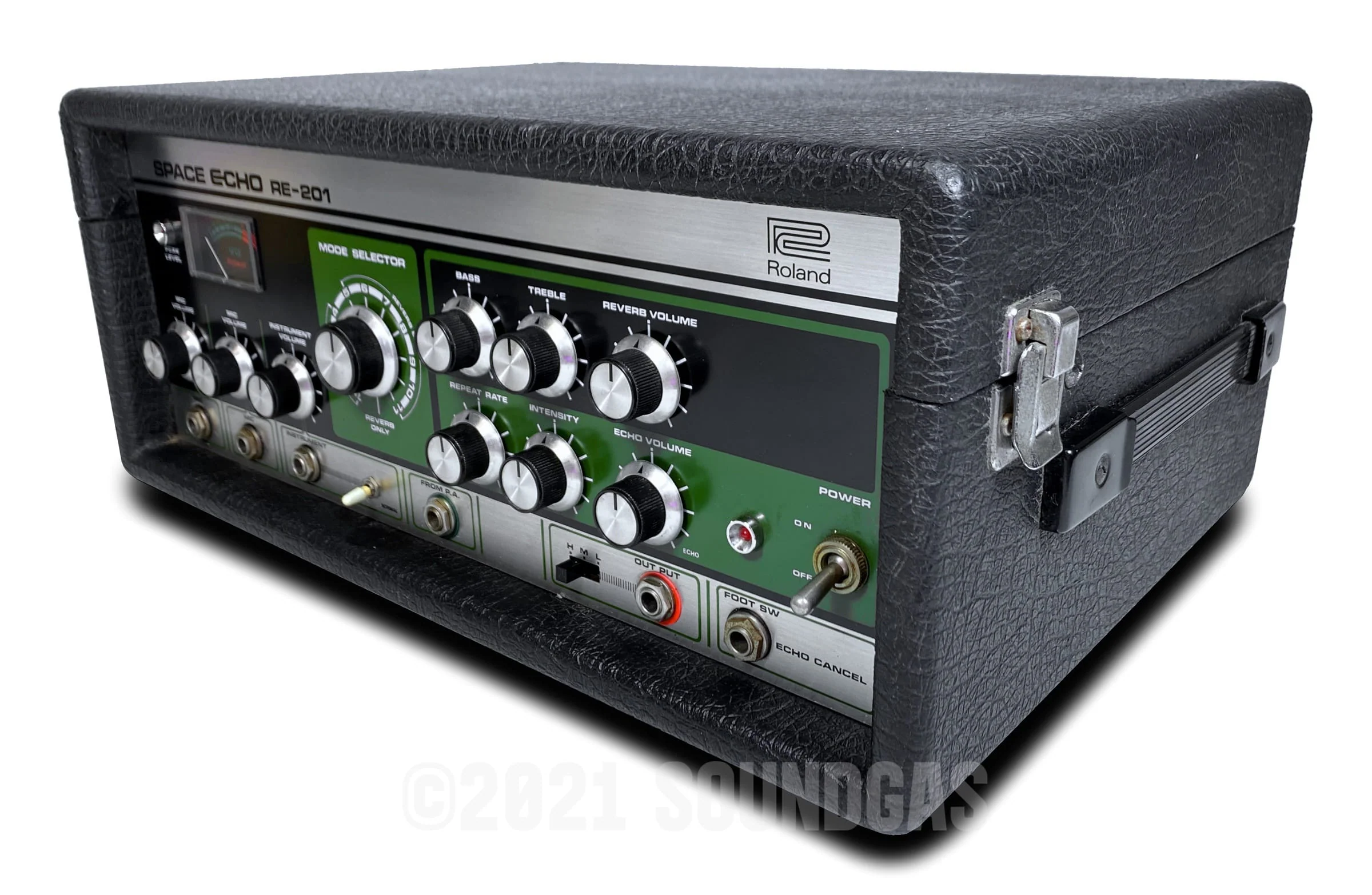 Roland RE-201 Space Echo, Early Preamp Mod - Image 3