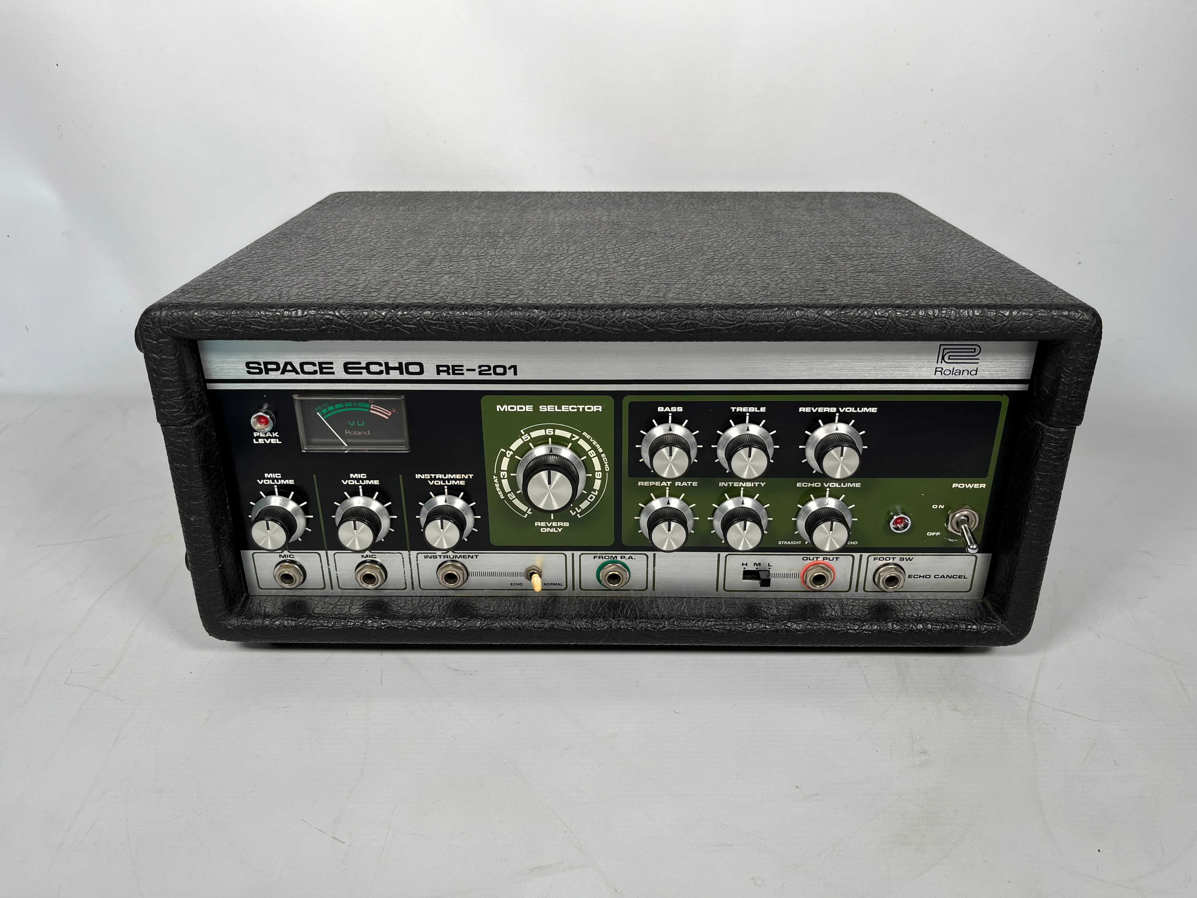 Roland RE-201 Space Echo, Early Preamp Mod, Zero Head Gain - Image 5