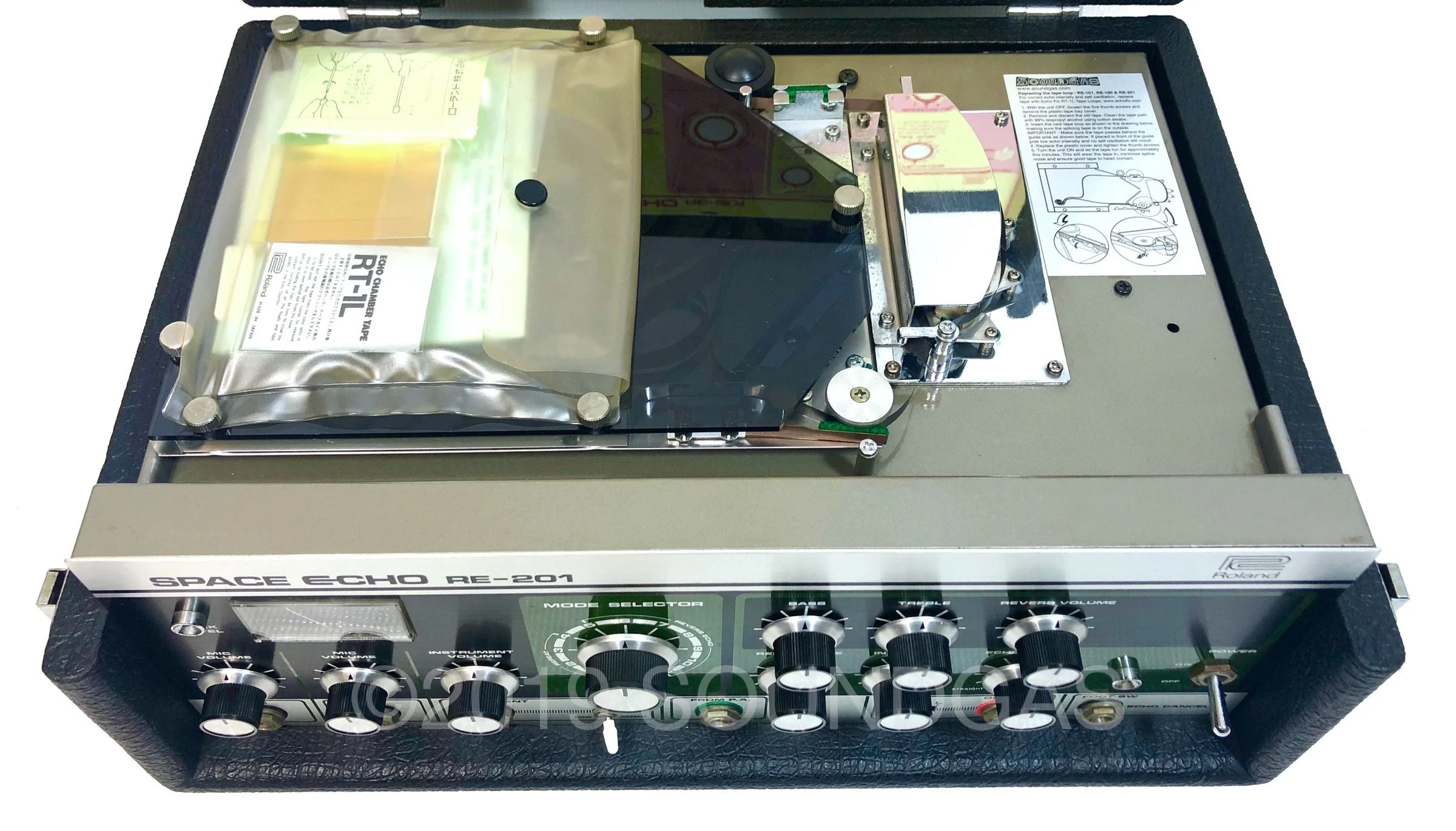 Roland RE-201 Space Echo *Near Mint* - Image 10