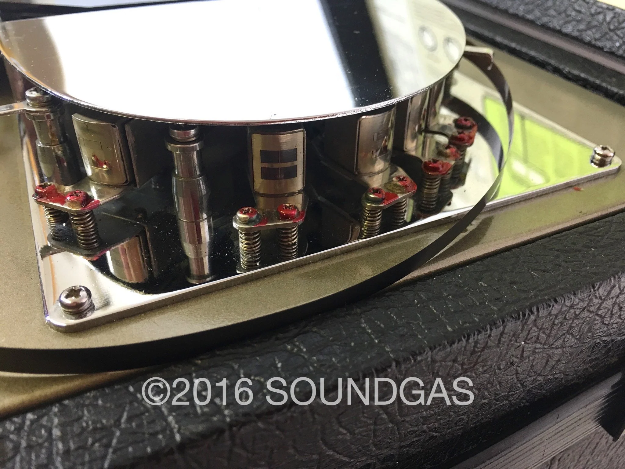 Roland RE-301 Chorus Echo - Image 4