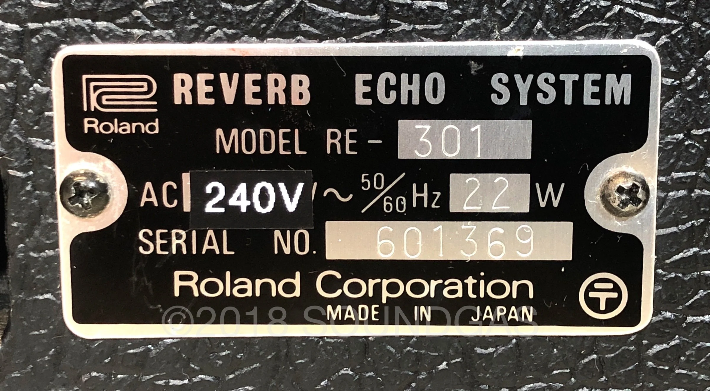 Roland RE-301 Chorus Echo - 240v - Image 10