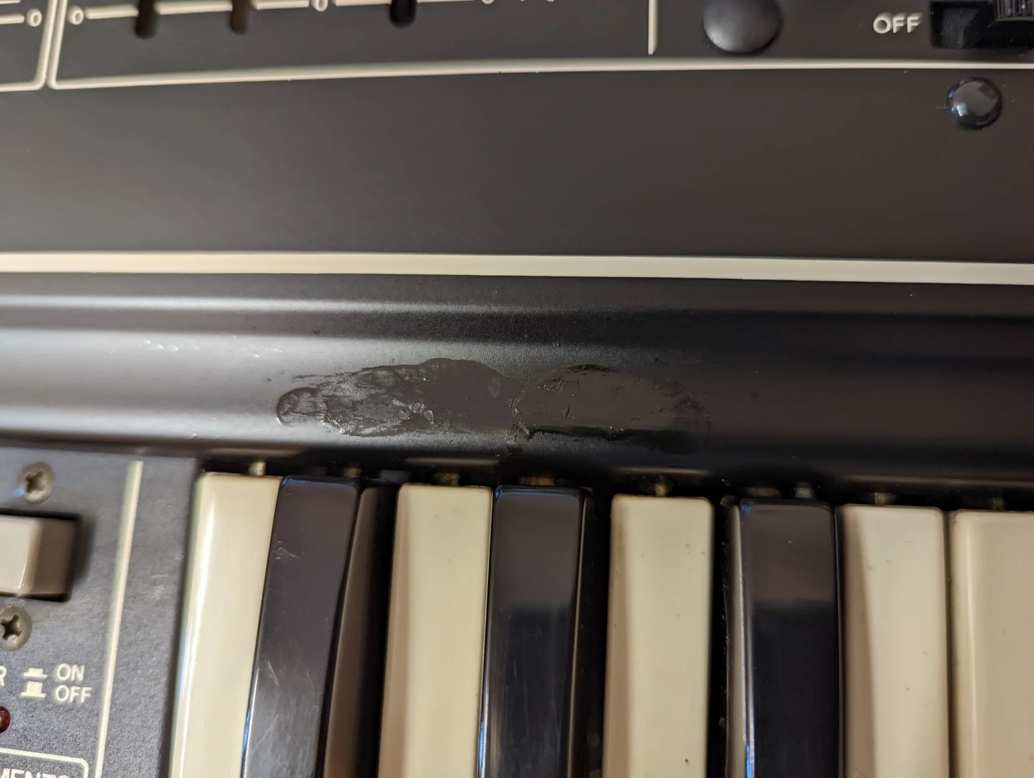 Roland SH-2 Synthesizer - Image 6