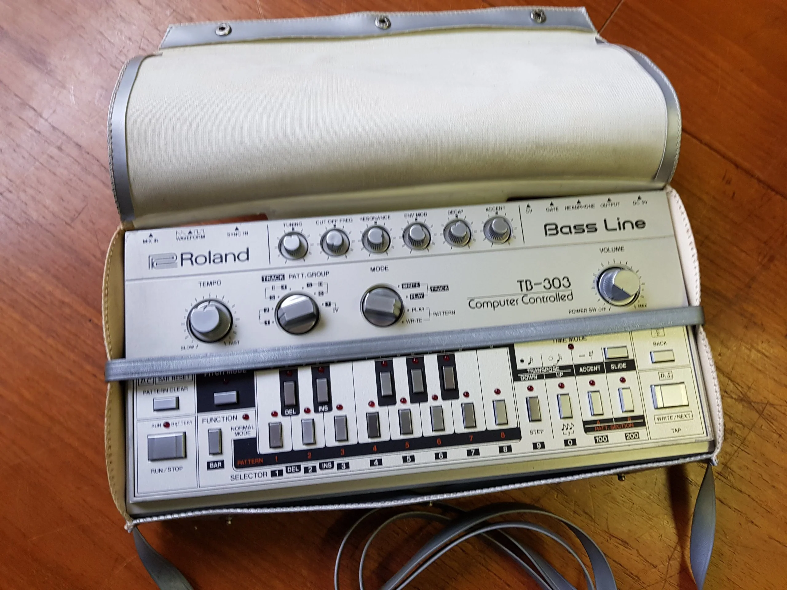 Roland TB-303 Bass Line - Image 3