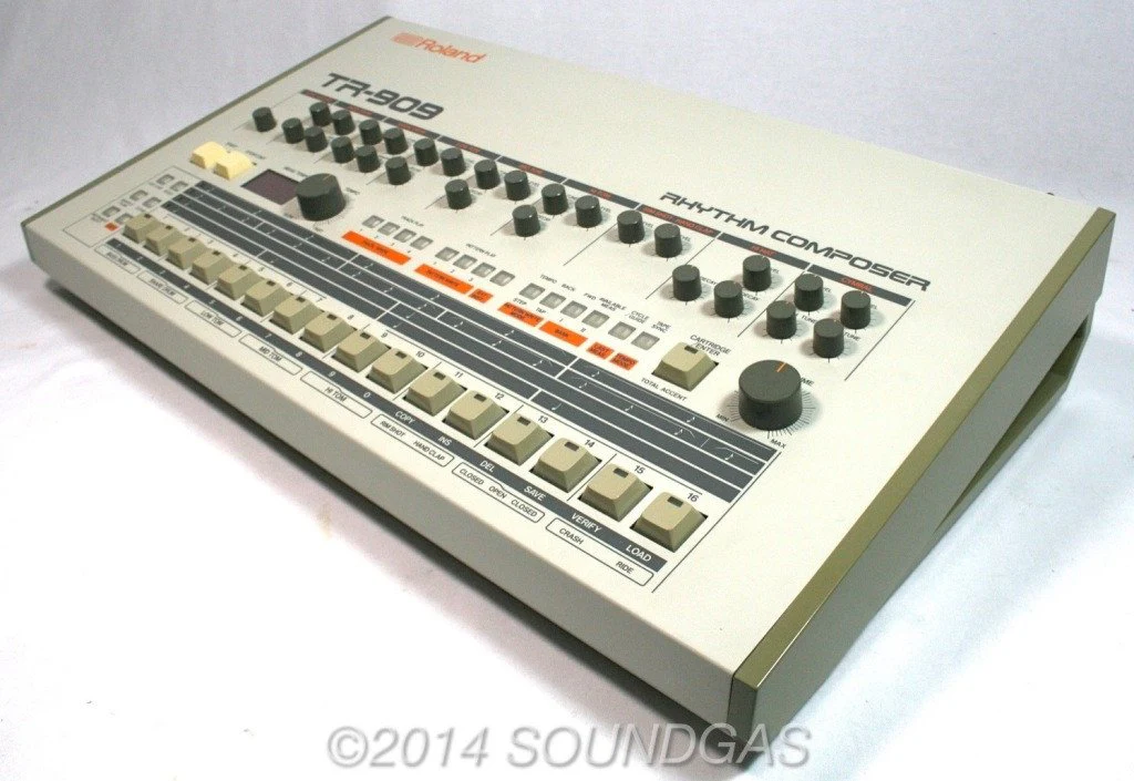 ROLAND TR-909 - Image 2