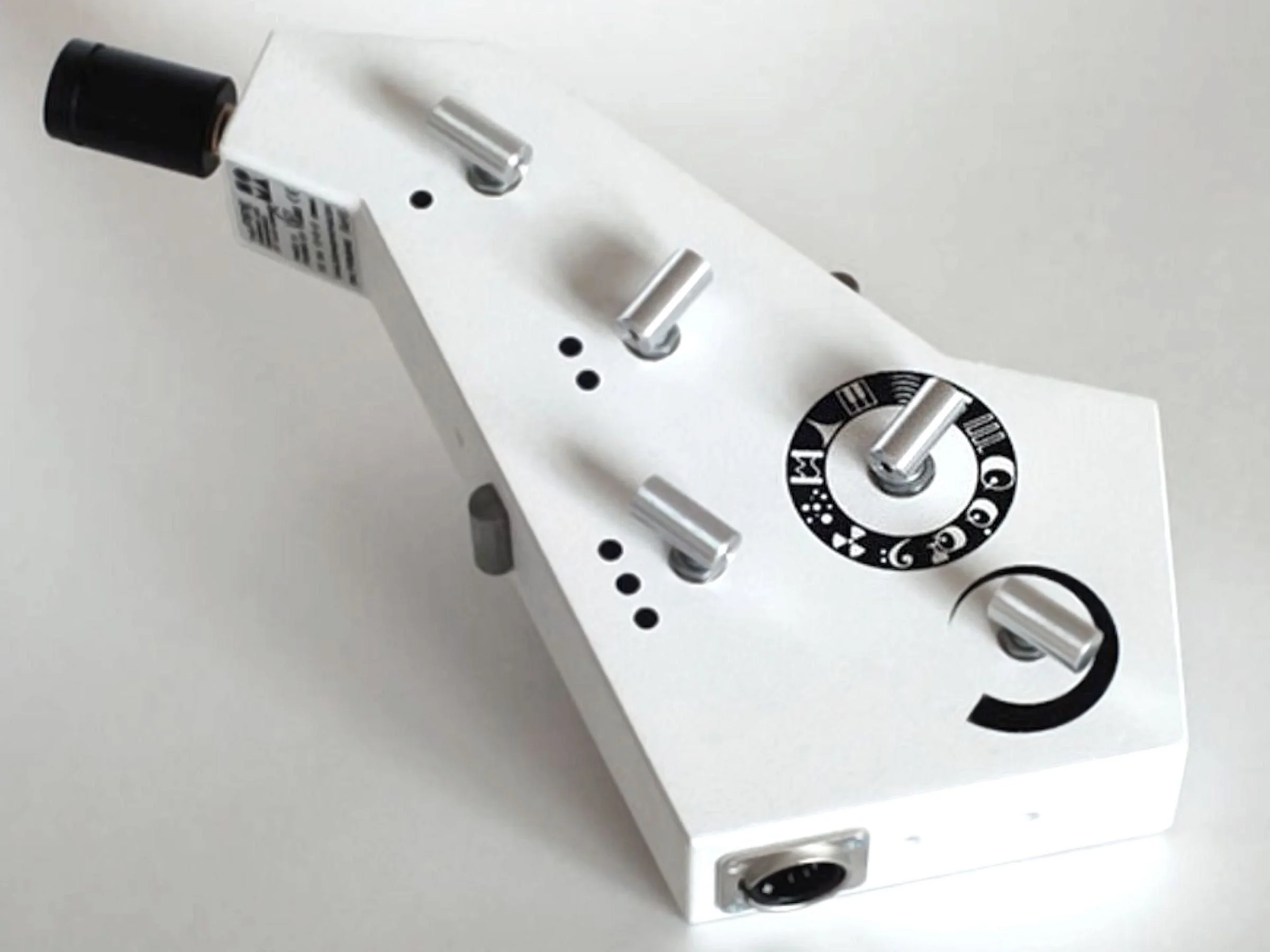 Soma Laboratory Pipe Dynamic FX Processor / Synthesizer (2 Colours) - Image 5
