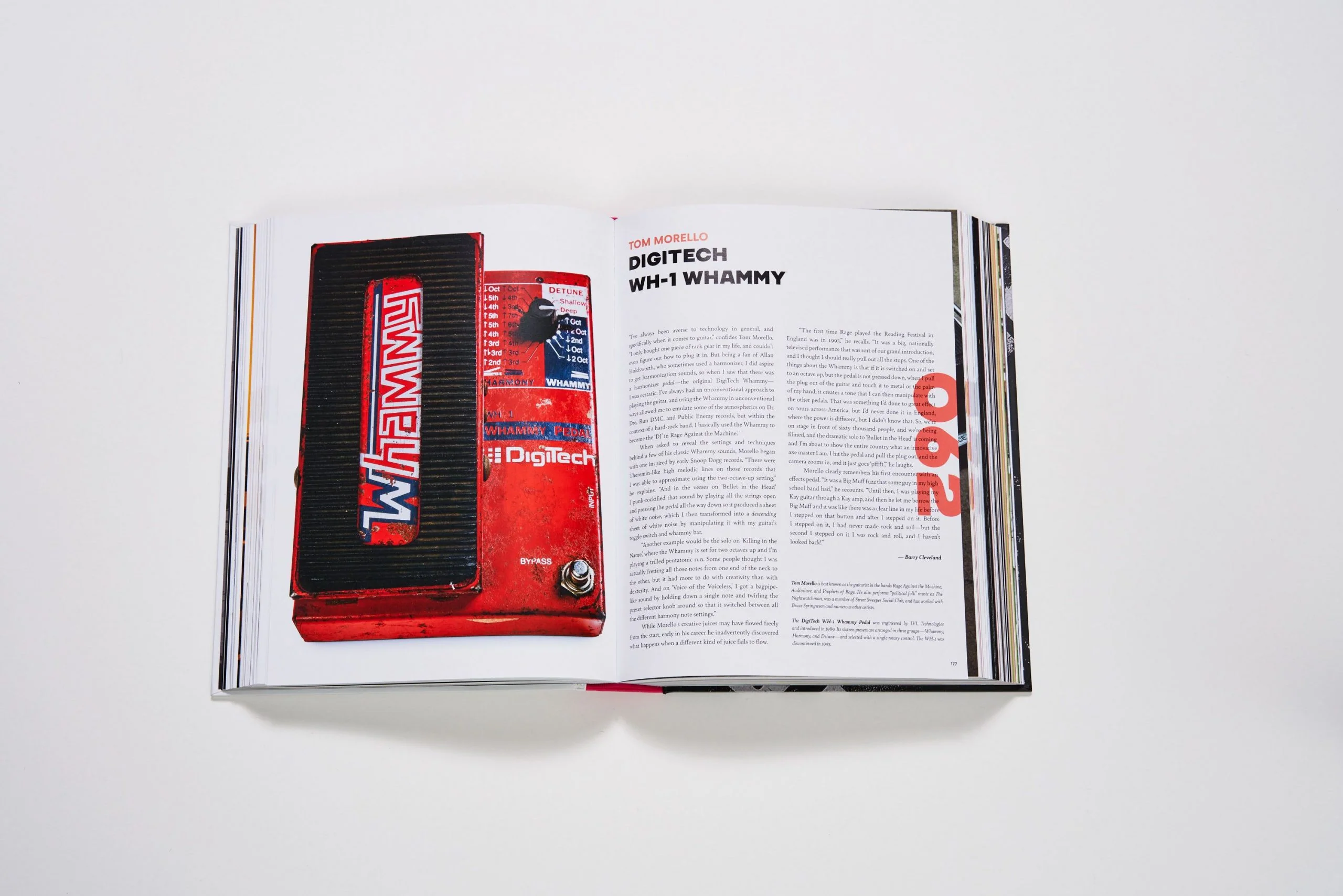 Stompbox: 100 Pedals of the Worlds Greatest Guitarists [Limited First Edition] - Image 3