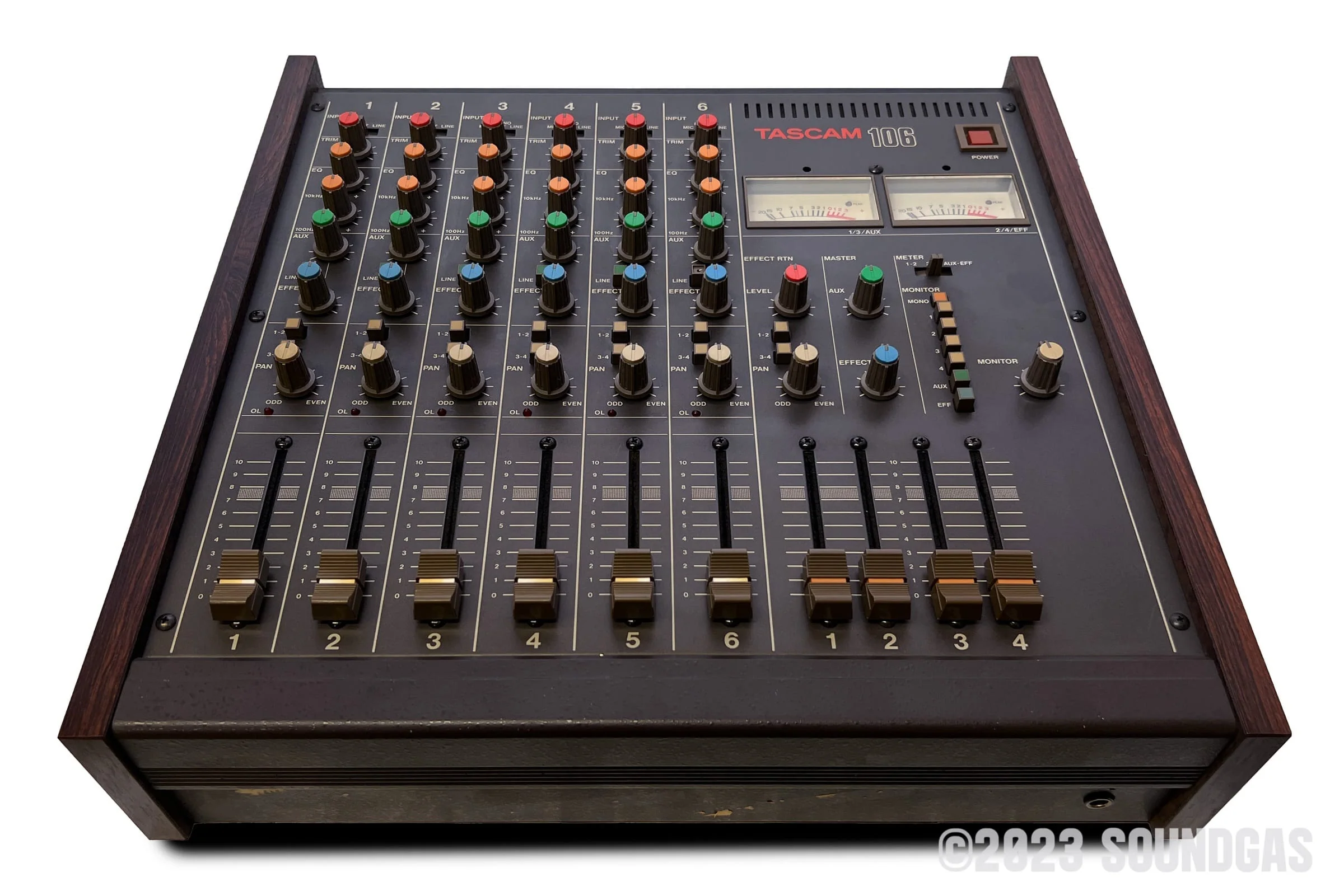 Tascam M-106 Mixer - Image 7