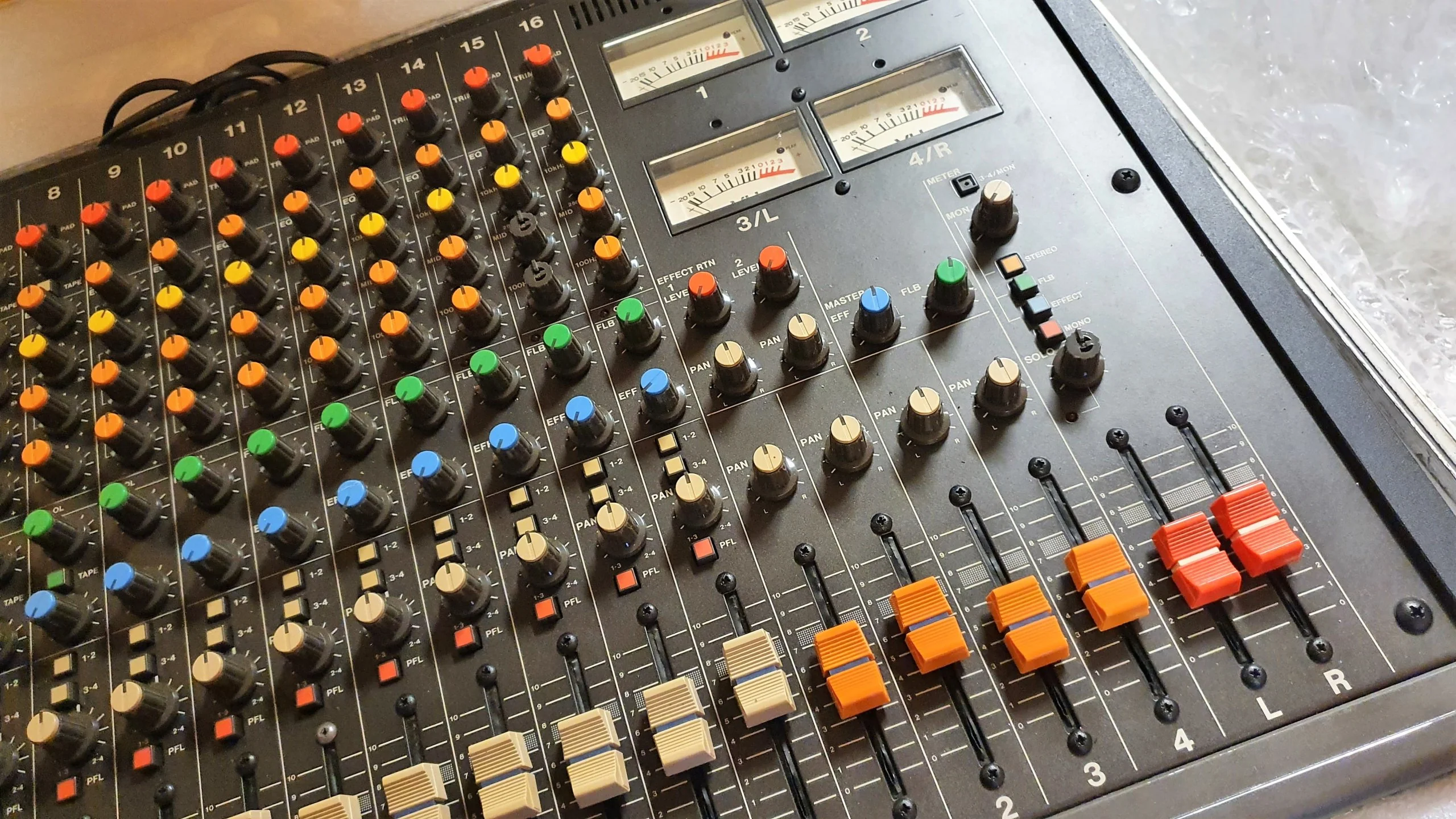 Tascam M-216 + Direct Out Mod - Image 5