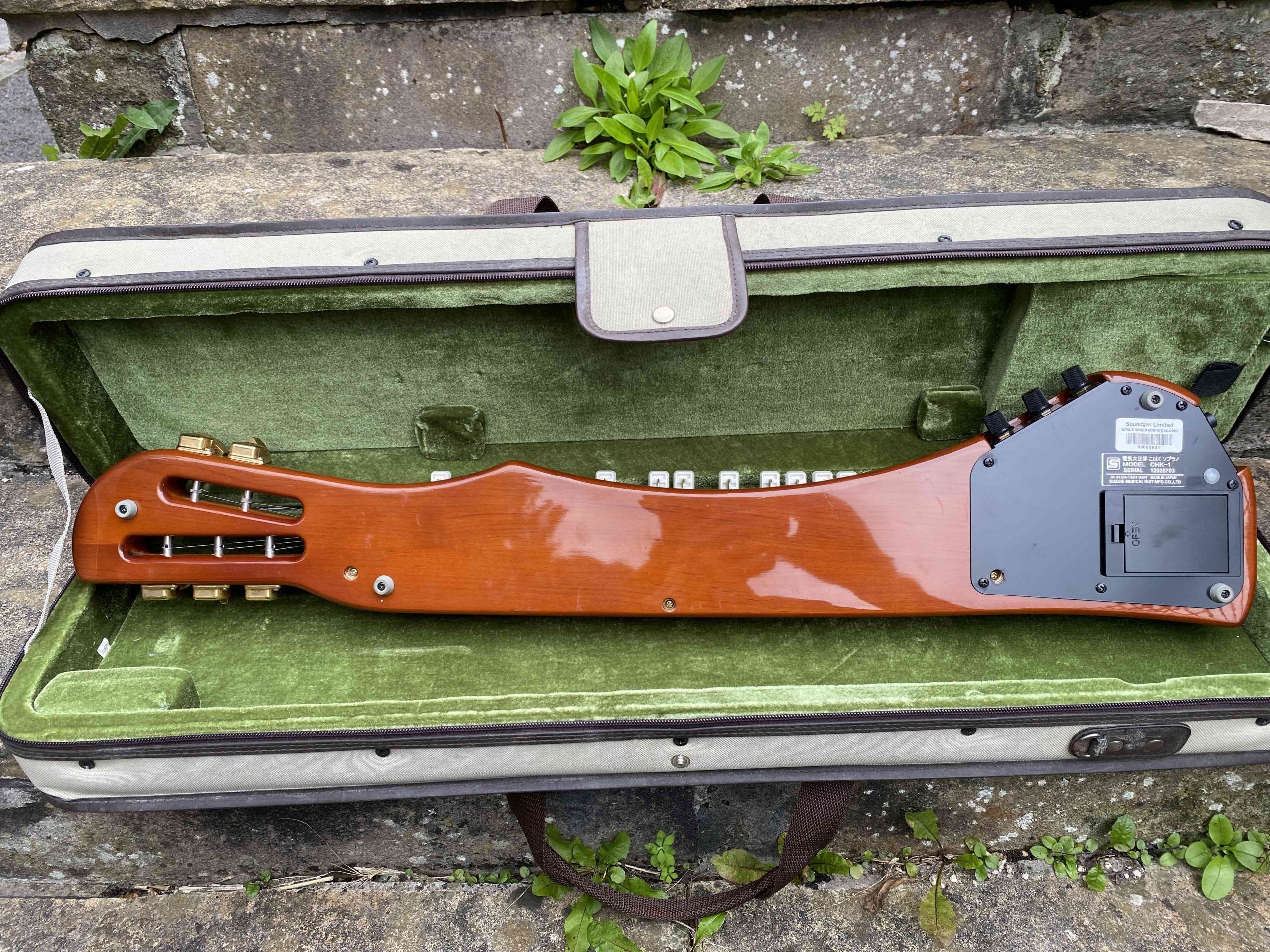 Suzuki Kohaku CHK-1 Soprano Electric Taishogoto - Image 7