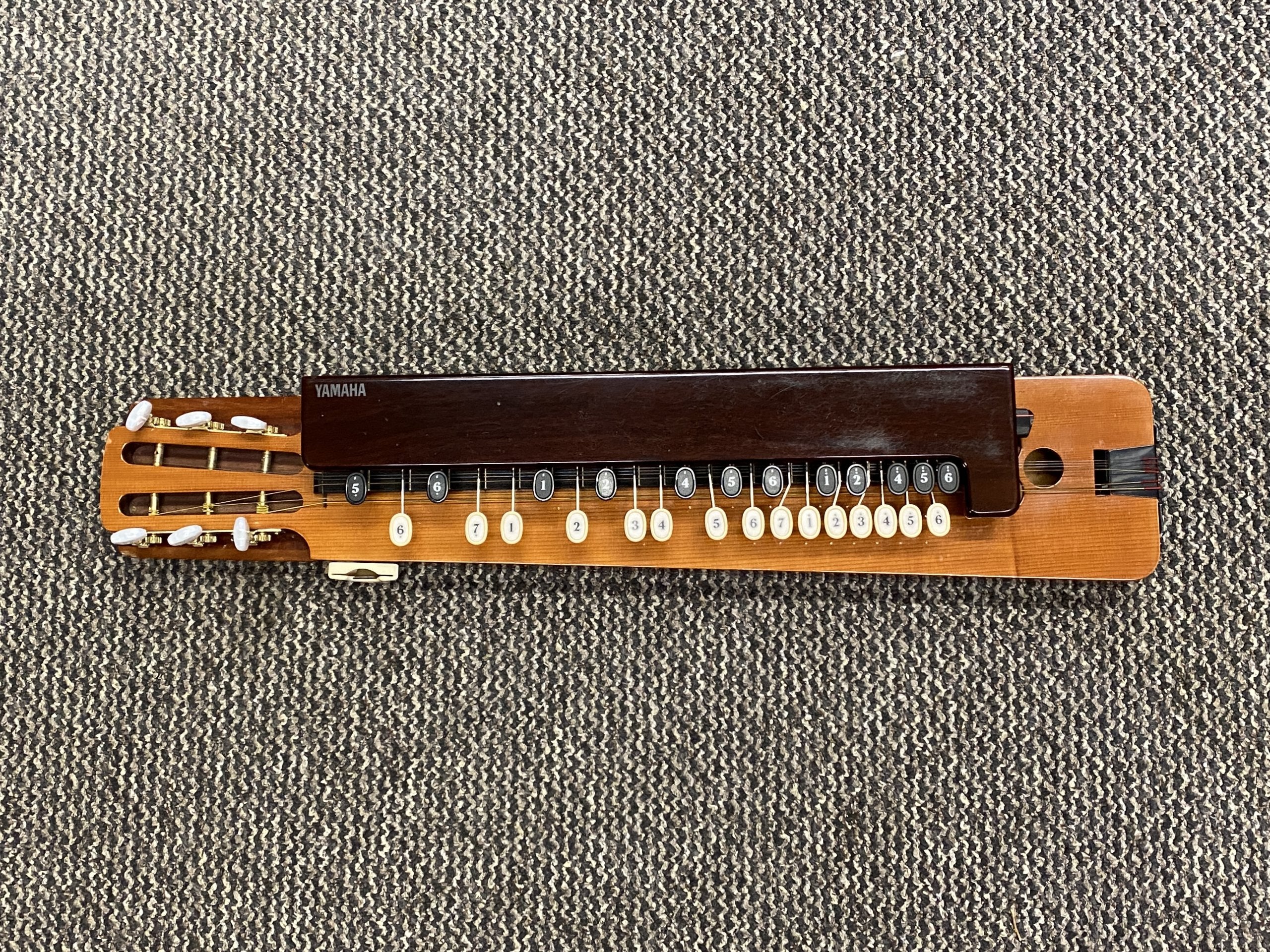 Toy Store: Yamaha TH-10E Electric Taishogoto - Image 2