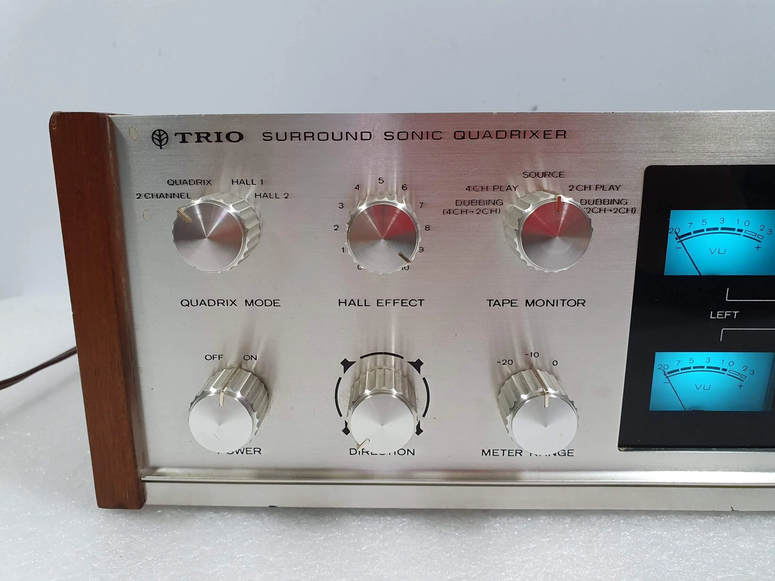 Trio Surround Sonic Quadrixer Model KN-6644 - Image 3