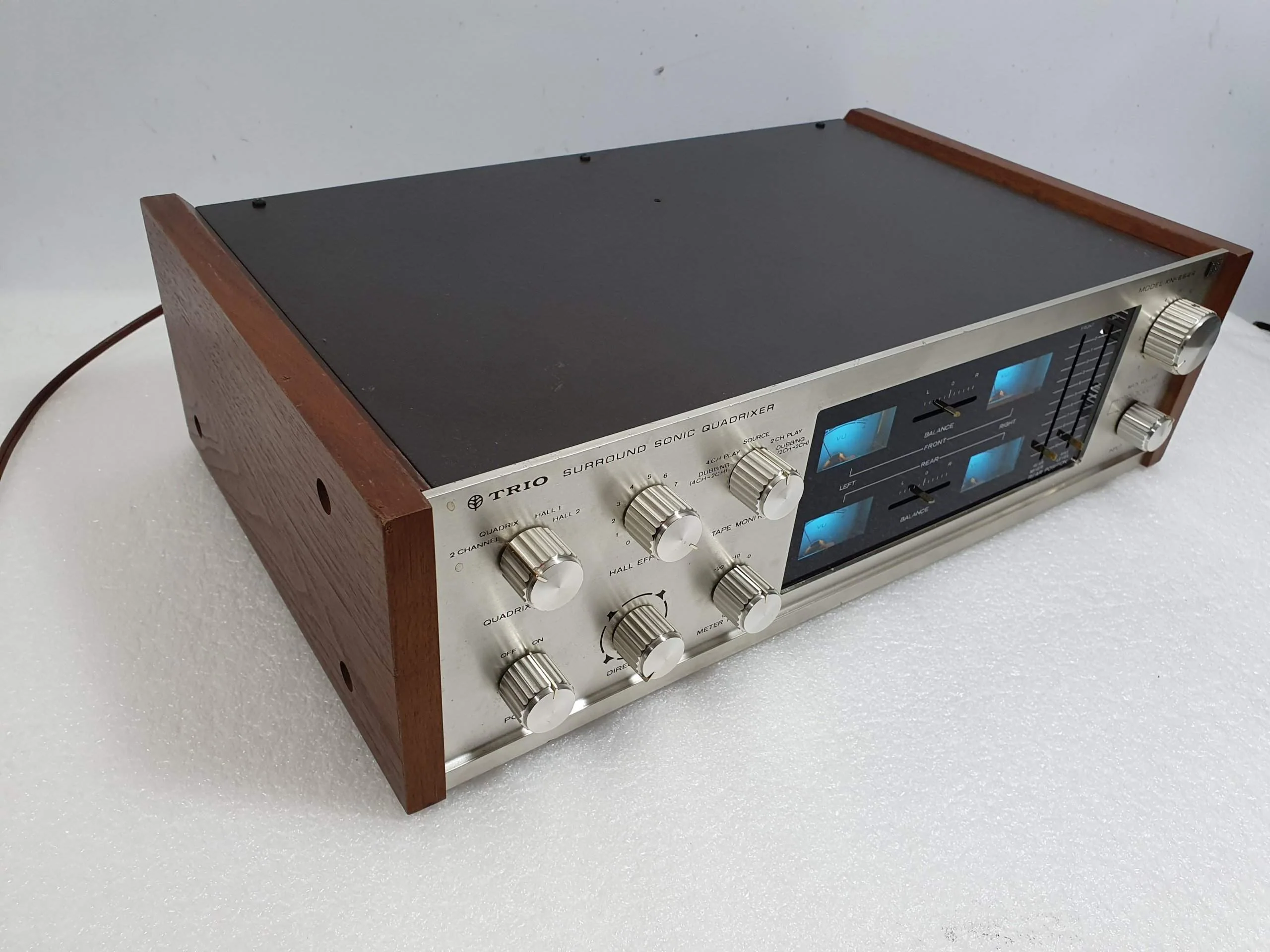 Trio Surround Sonic Quadrixer Model KN-6644 - Image 5