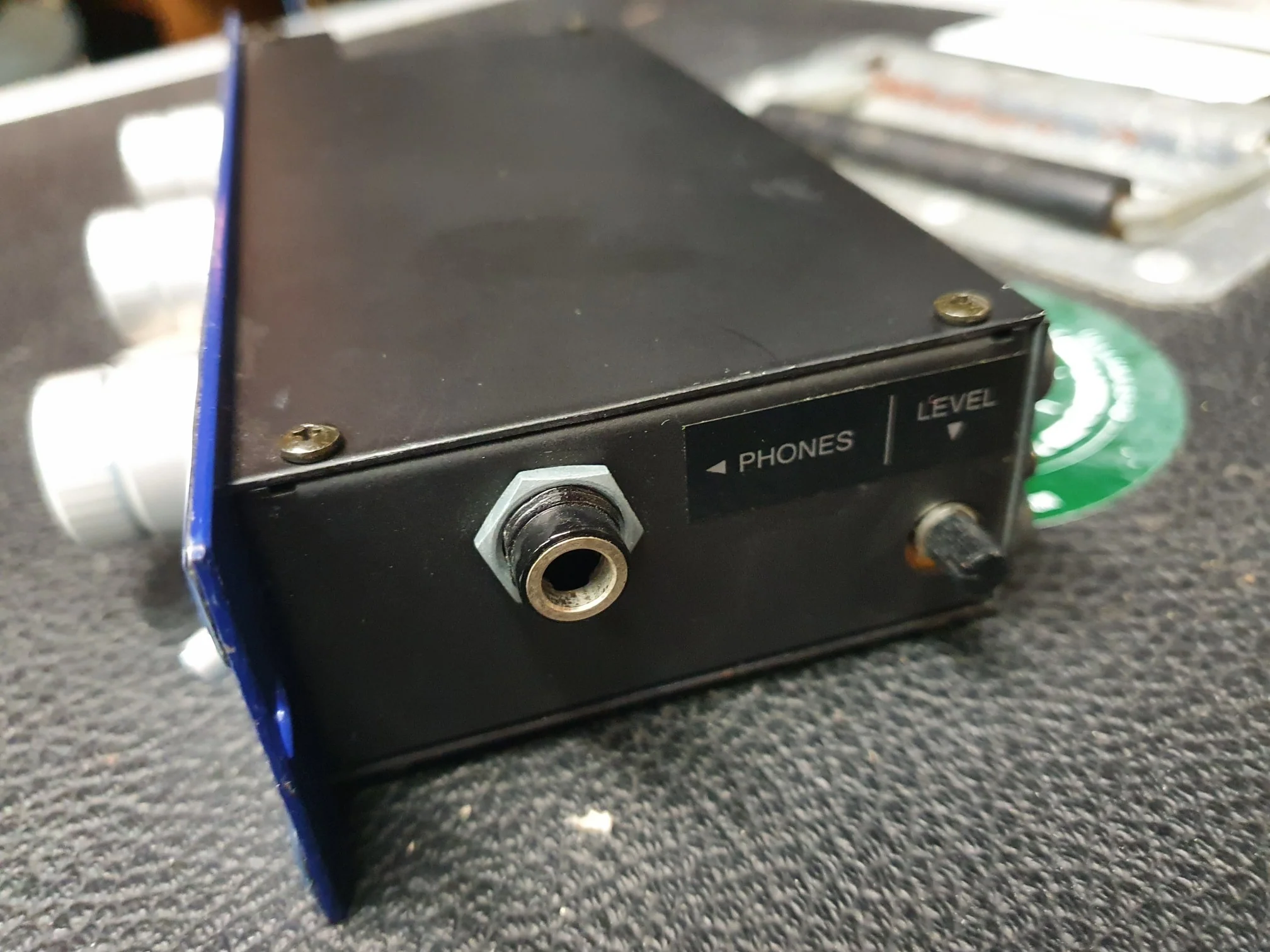 Vestax DFG-X2 3 Band Isolator / Phono Preamp - Image 5