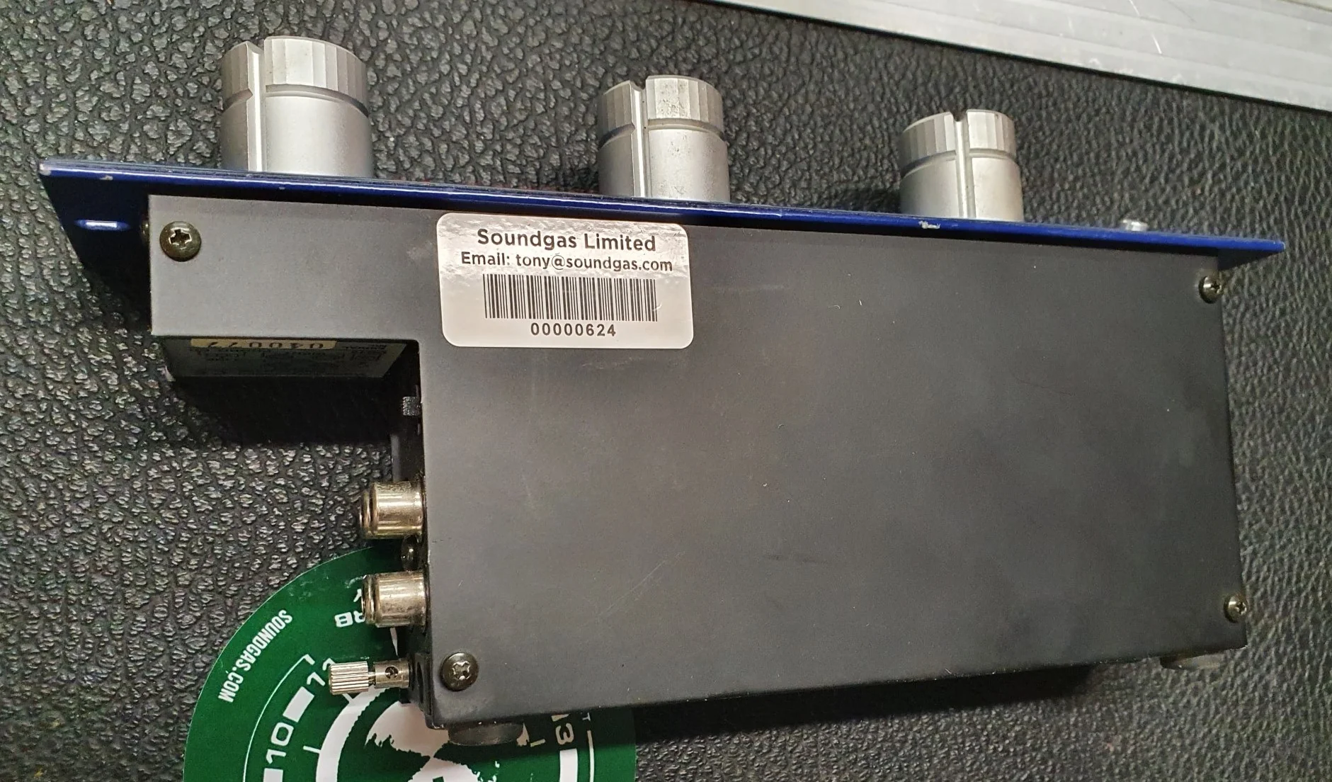 Vestax DFG-X2 3 Band Isolator / Phono Preamp - Image 6
