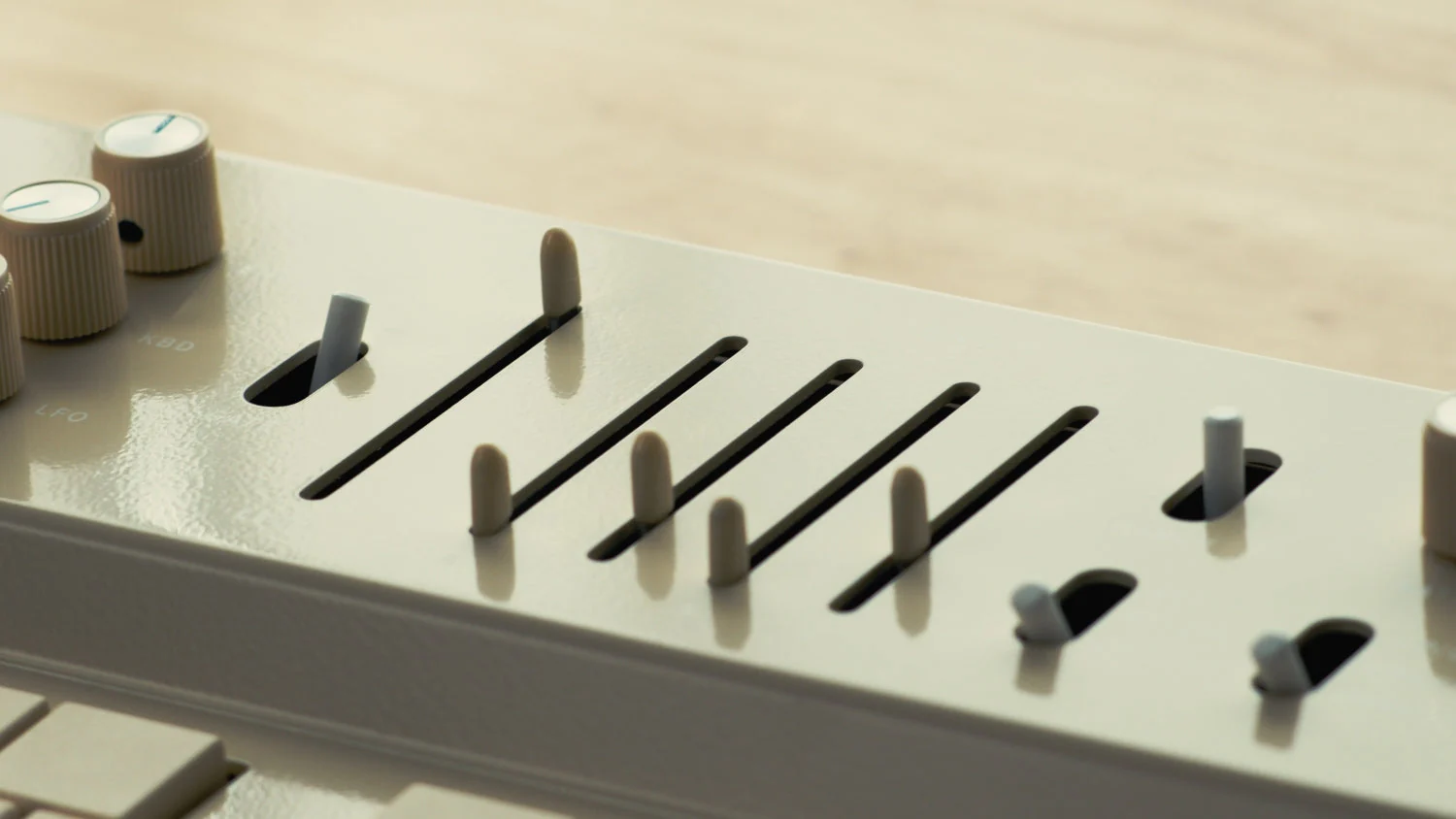 Vongon Replay Polyphonic Synth/Arpeggiator - Image 8