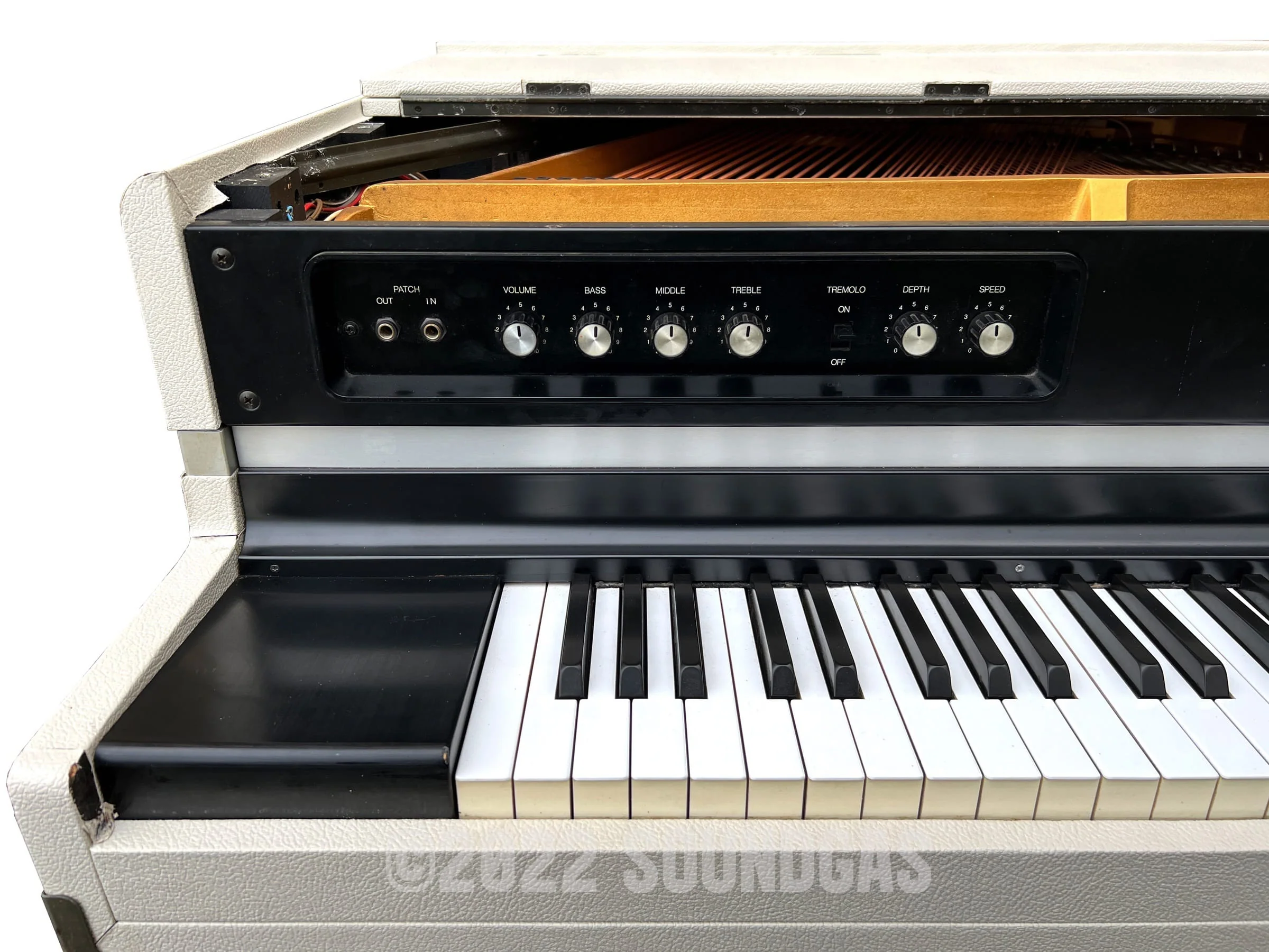 Yamaha CP-70B Electric Grand Piano - Image 14