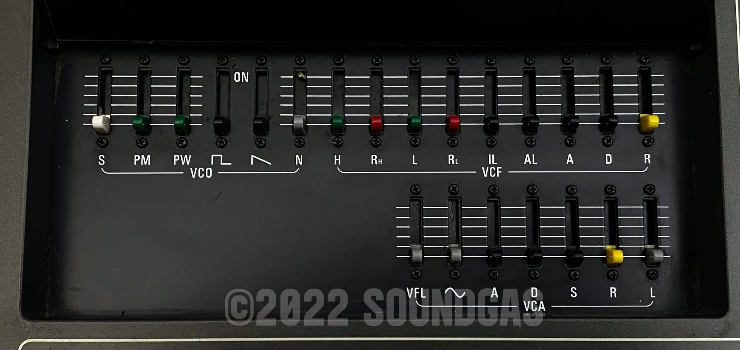 Yamaha CS-60 - Image 8